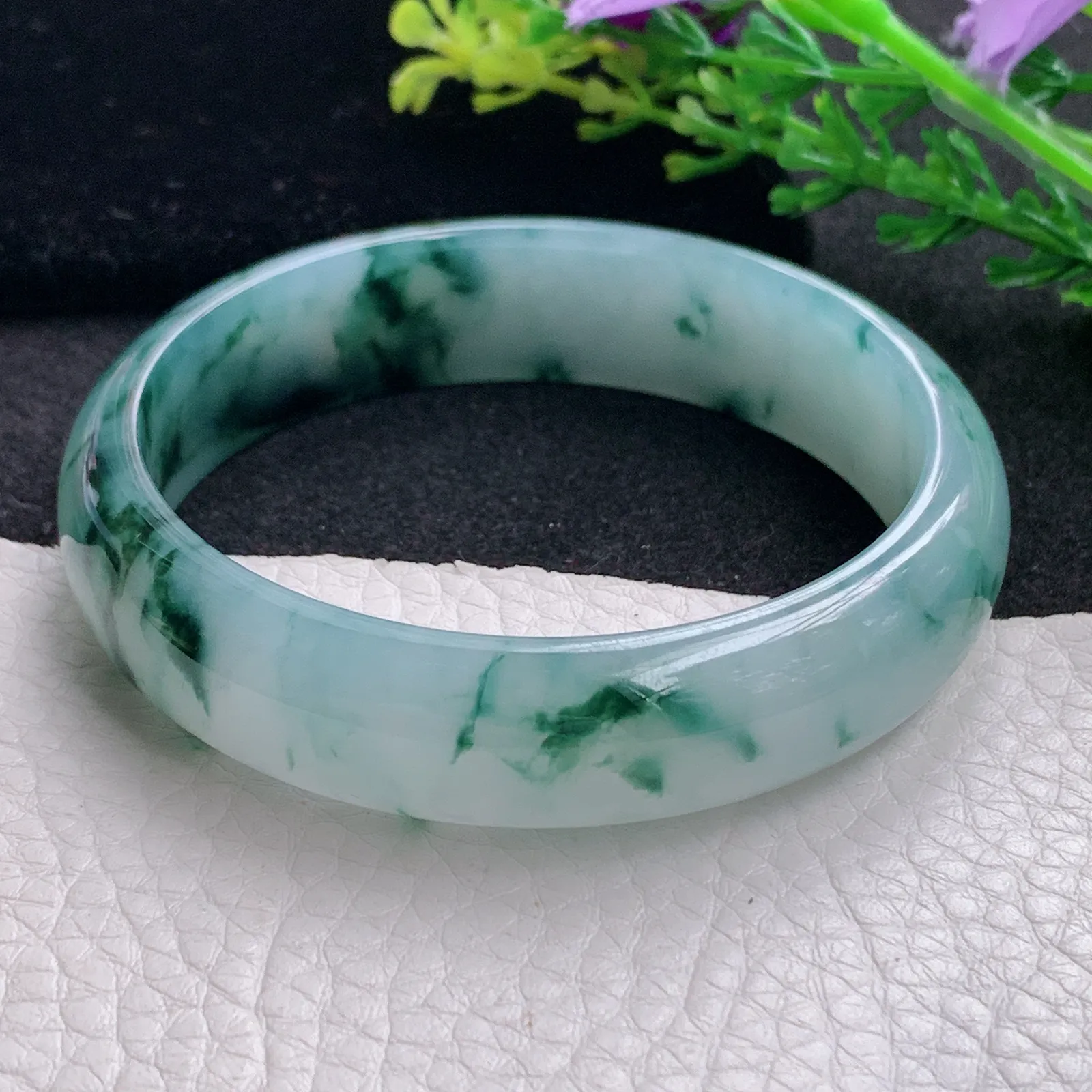 js自然光57*14.8*6.8平安镯 缅甸翡翠a货玉手镯冰飘花宽边玉手环