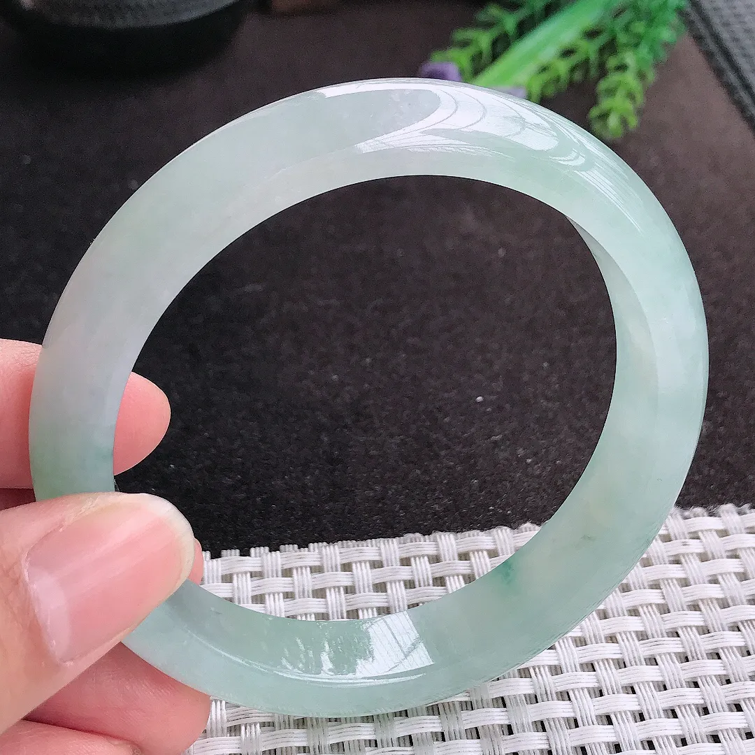 天然A货翡翠61.5/13.2/8.5老坑冰透果冻胶冰飘花手镯大圈口宽边玉手镯