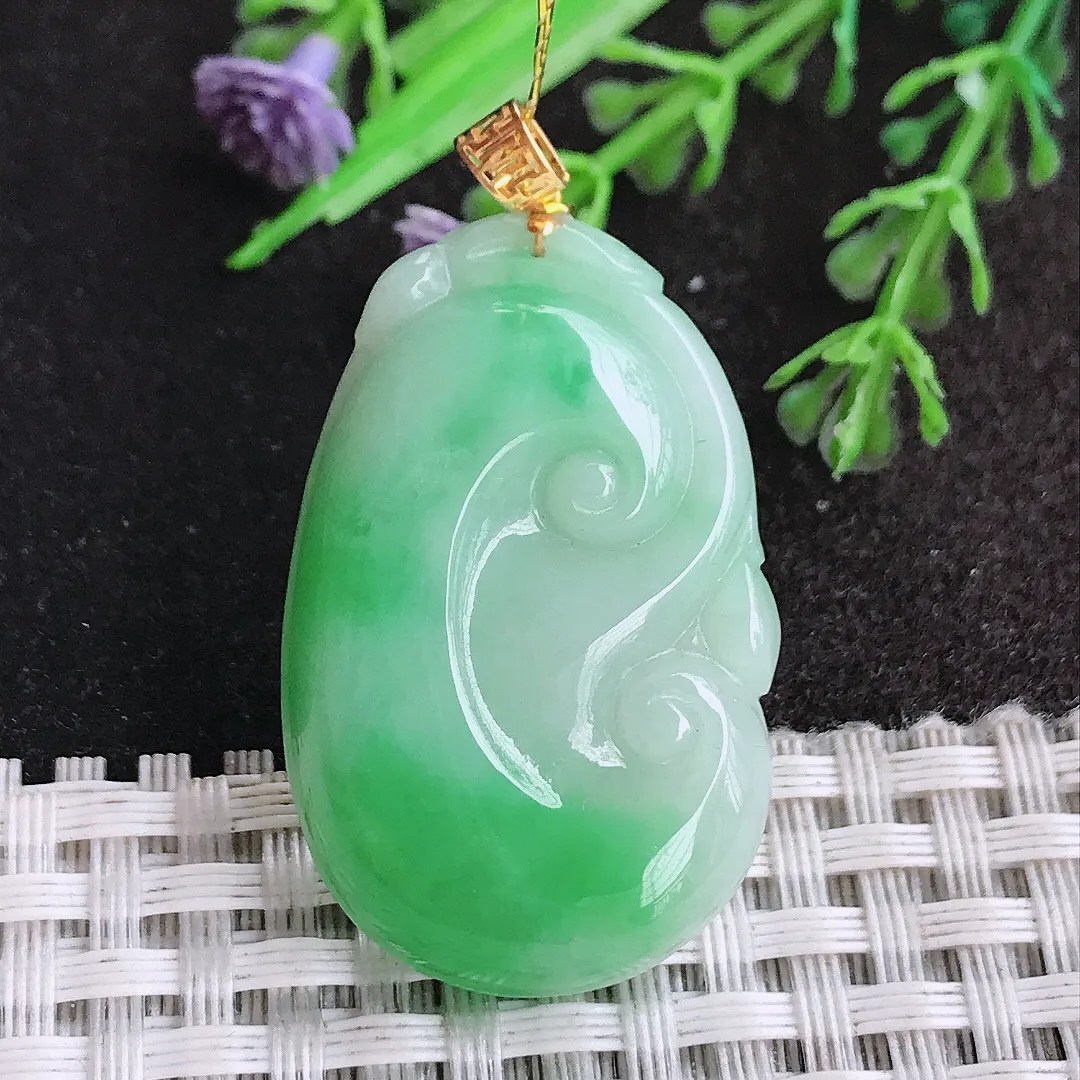 天然a货翡翠37/23.8/5.3老坑18k金镶嵌飘阳绿如意吊坠翡翠玉如意挂件