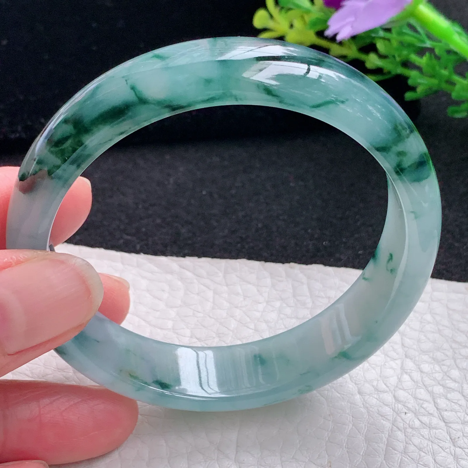 js自然光57*14.8*6.8平安镯 缅甸翡翠a货玉手镯冰飘花宽边玉手环