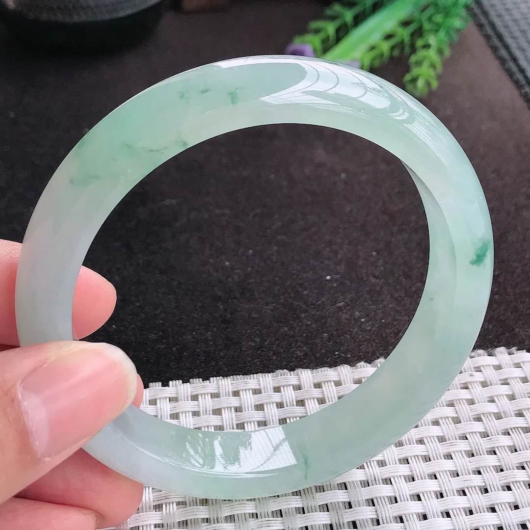 天然A货翡翠61.5/13.2/8.5老坑冰透果冻胶冰飘花手镯大圈口宽边玉手镯