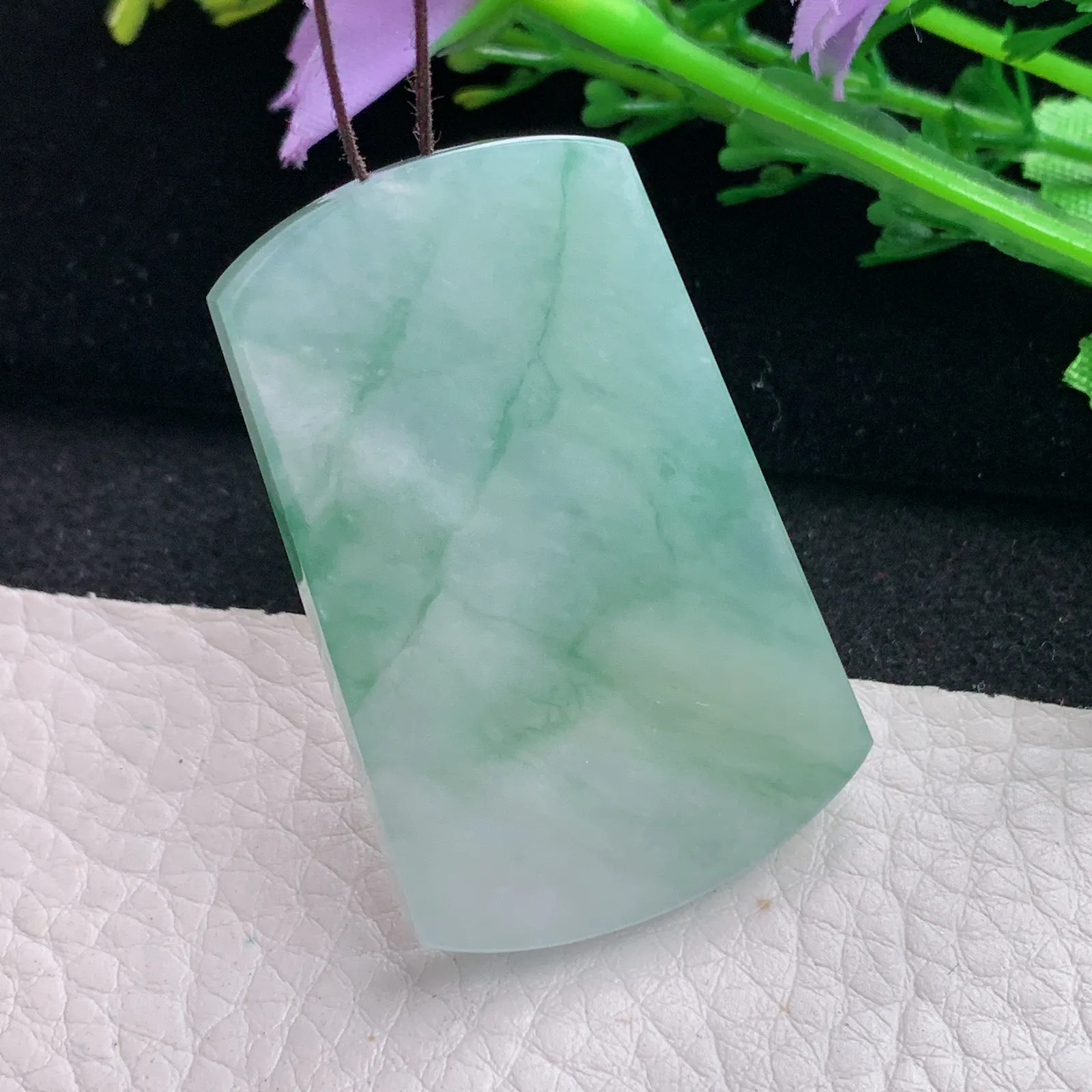 zzx自然光45*29*5.3天然缅甸翡翠冰飘花平安无事牌 素面牌玉吊坠 玉挂件