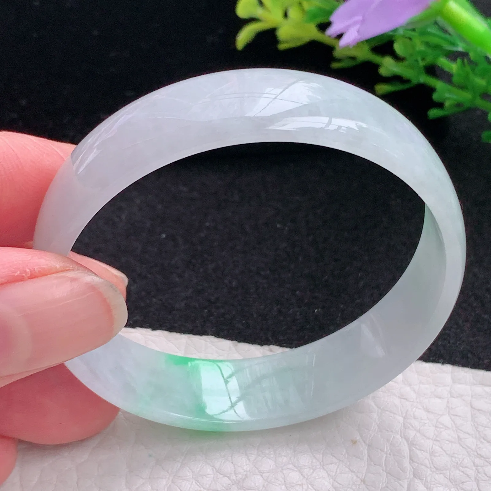 js小圈口52*13.3*3.8宽扁镯 缅甸翡翠a货玉手镯冰阳绿宽边玉手环