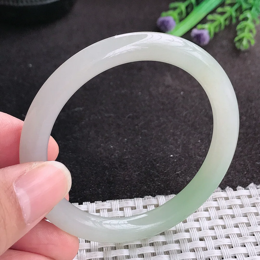 天然A货翡翠54/8老坑冰润起胶冰晴圆条叮当手镯玉手镯