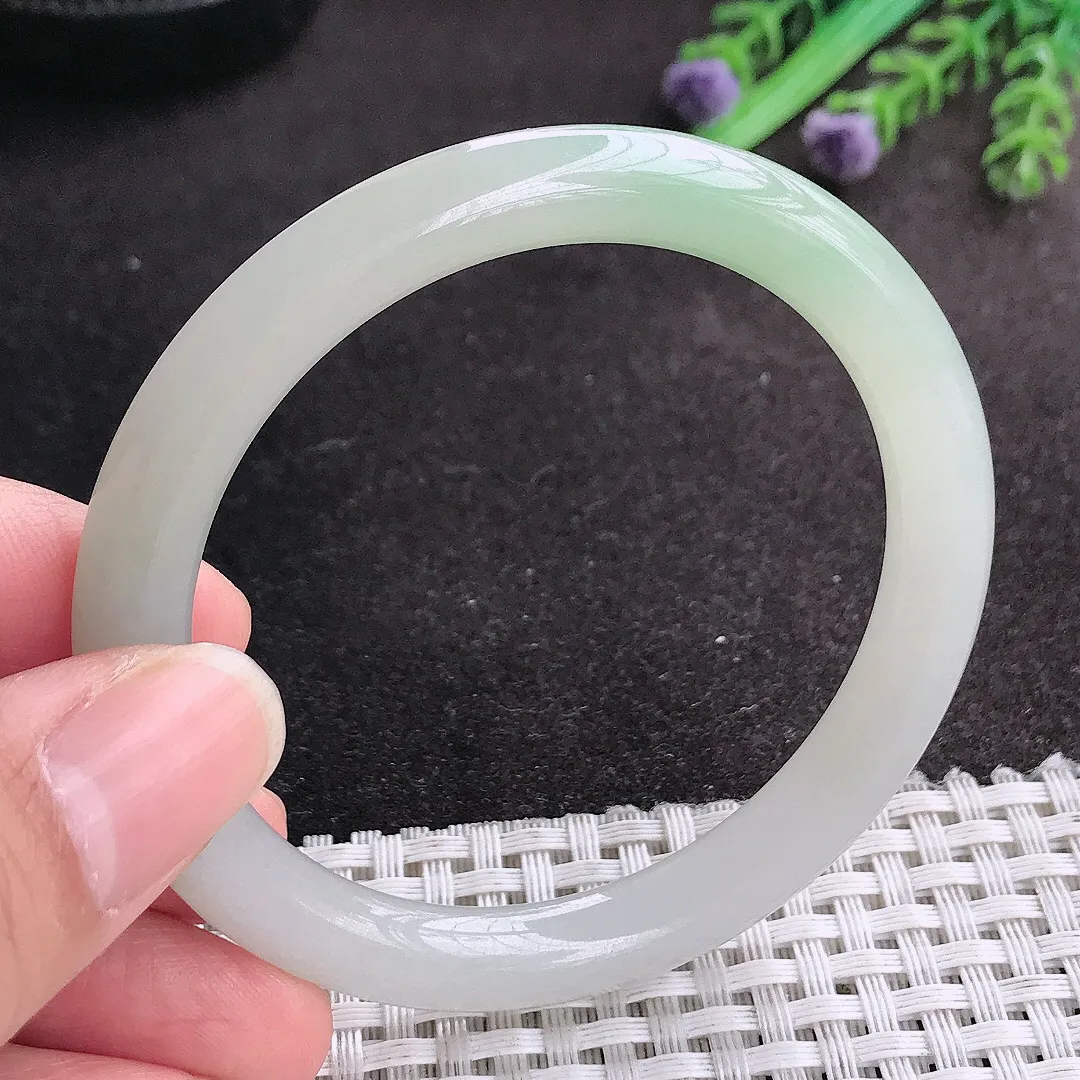 天然A货翡翠54/8老坑冰润起胶冰晴圆条叮当手镯玉手镯