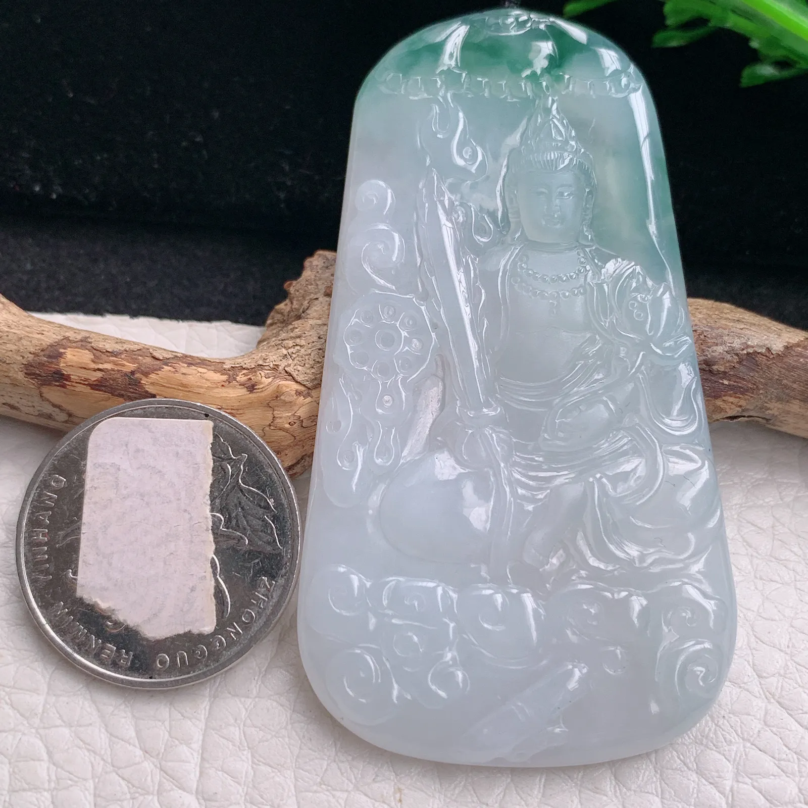 kh自然光67.5*34.3*5.5天然缅甸翡翠冰飘花虚空藏玉吊坠 玉挂件