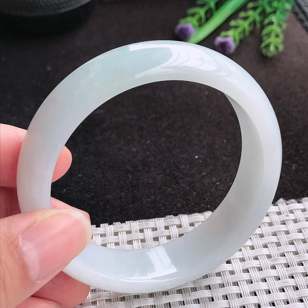 天然A货翡翠57/15.8/7.9老坑秀气温润轮胎手镯宽边玉手镯