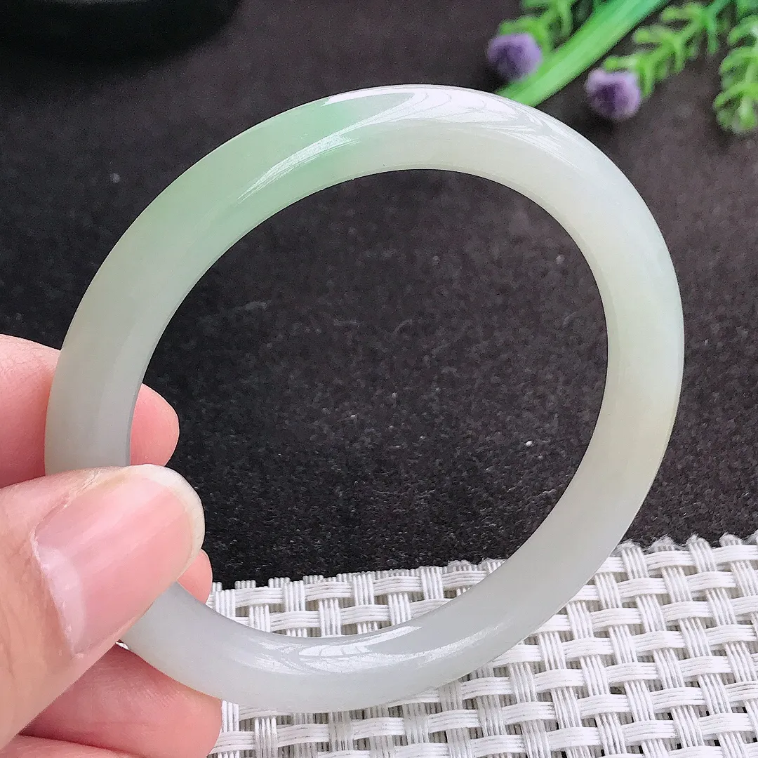 天然A货翡翠54/8老坑冰润起胶冰晴圆条叮当手镯玉手镯