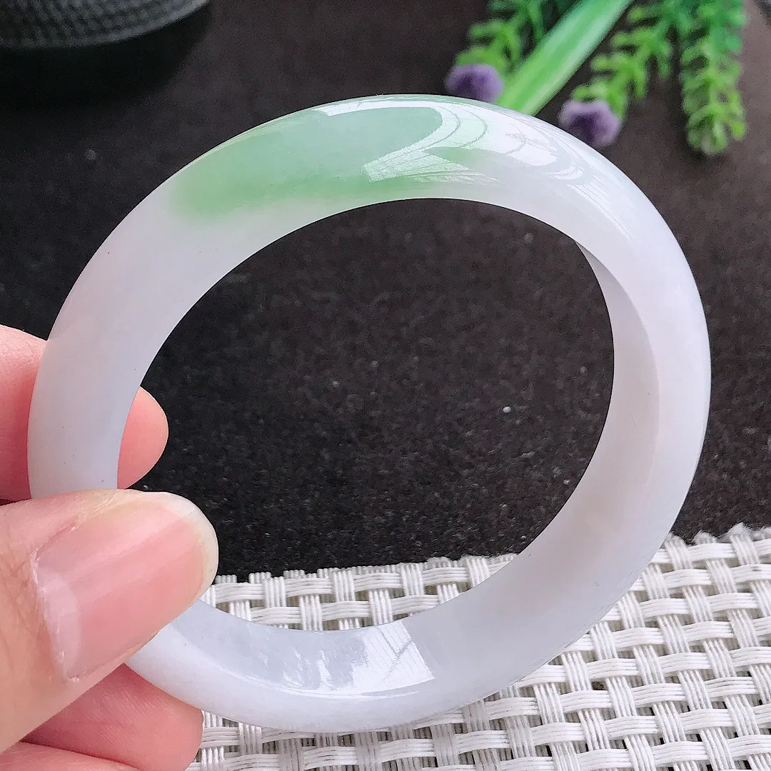 天然A货翡翠54.5/12.7/7.9老坑冰胶果冻飘绿手镯宽边玉手镯