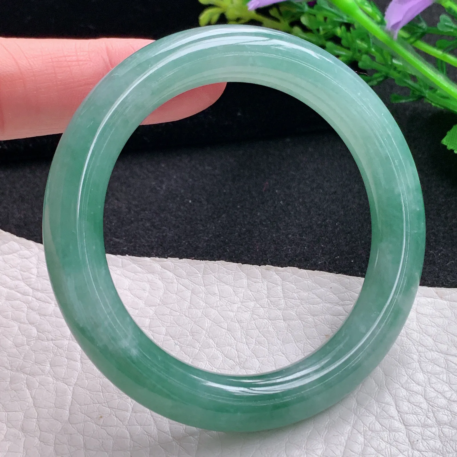 z自然光54*10美人镯 缅甸翡翠a货玉手镯满绿水润圆条玉手环