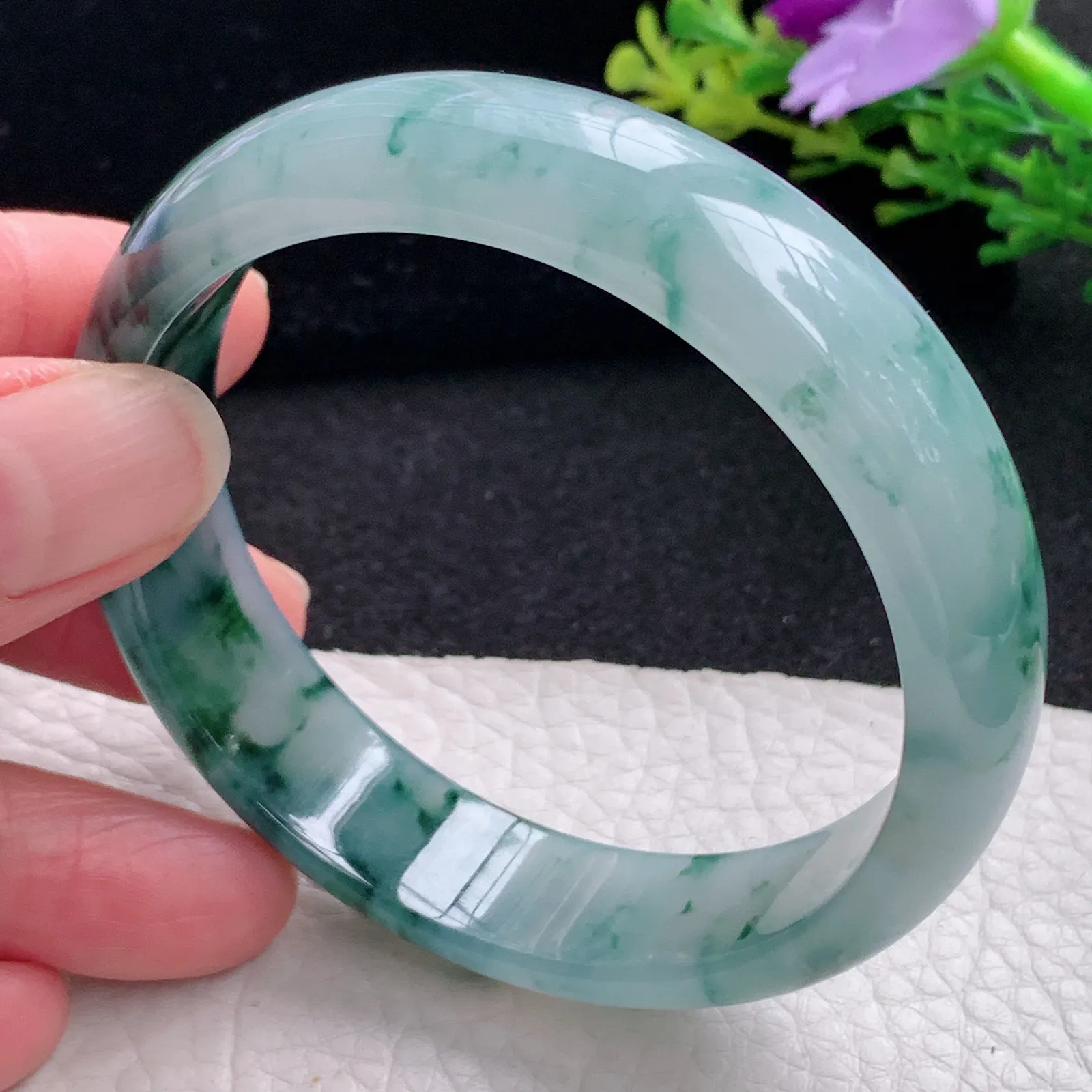 js自然光57*14.8*6.8平安镯 缅甸翡翠a货玉手镯冰飘花宽边玉手环