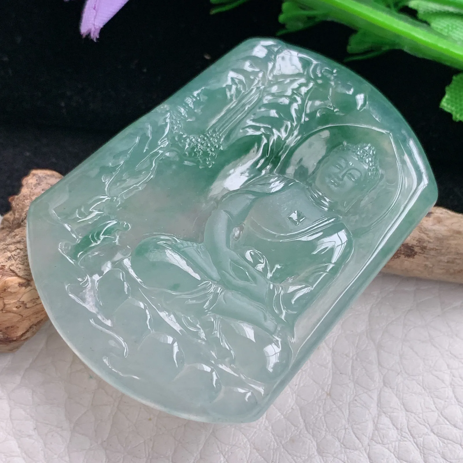 ktj自然光52*39.2*5.6天然缅甸翡翠冰润山水佛祖 大日如来玉吊坠 玉挂件