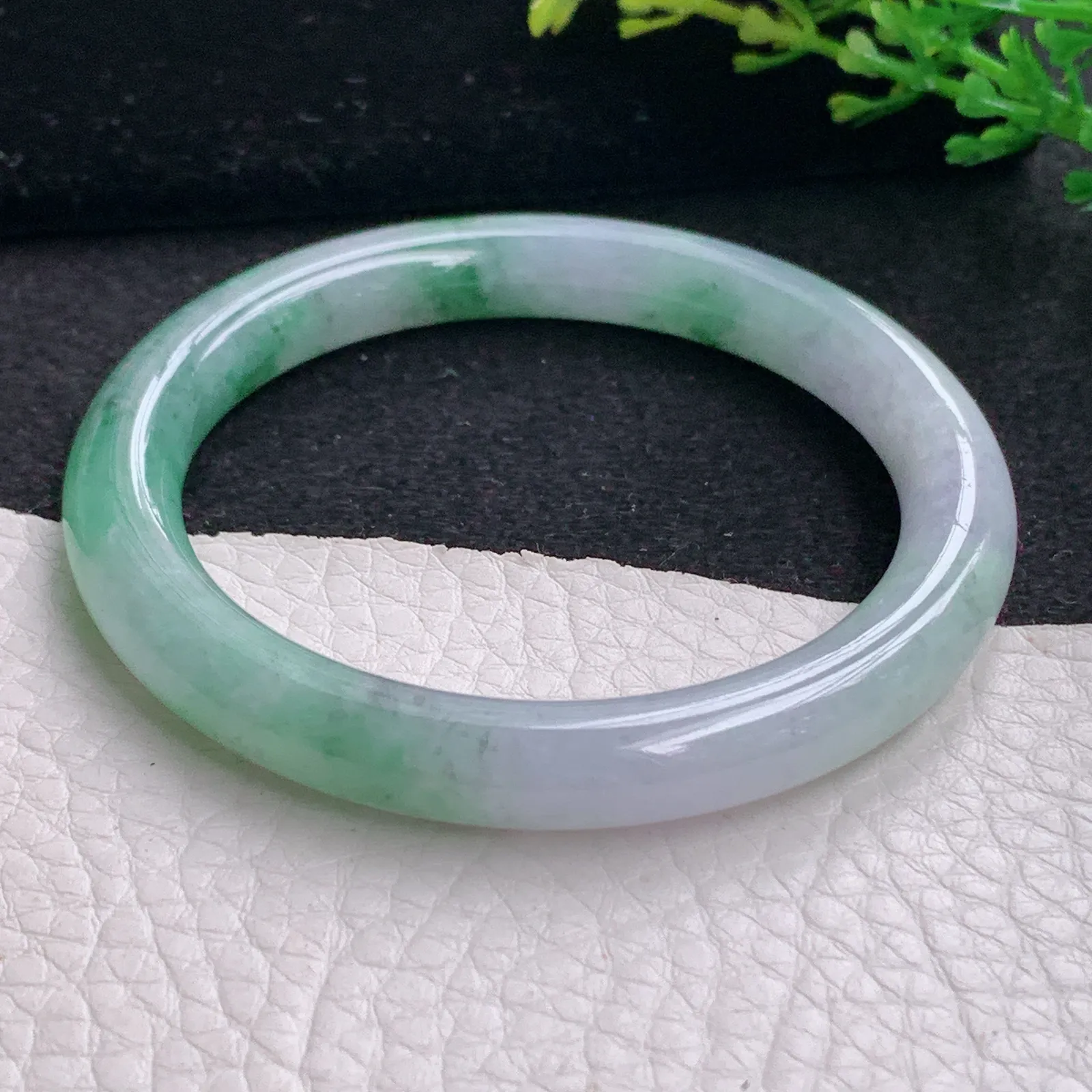 n小圈口51*8叮当镯 缅甸翡翠a货玉手镯清新圆条玉手环 美人镯