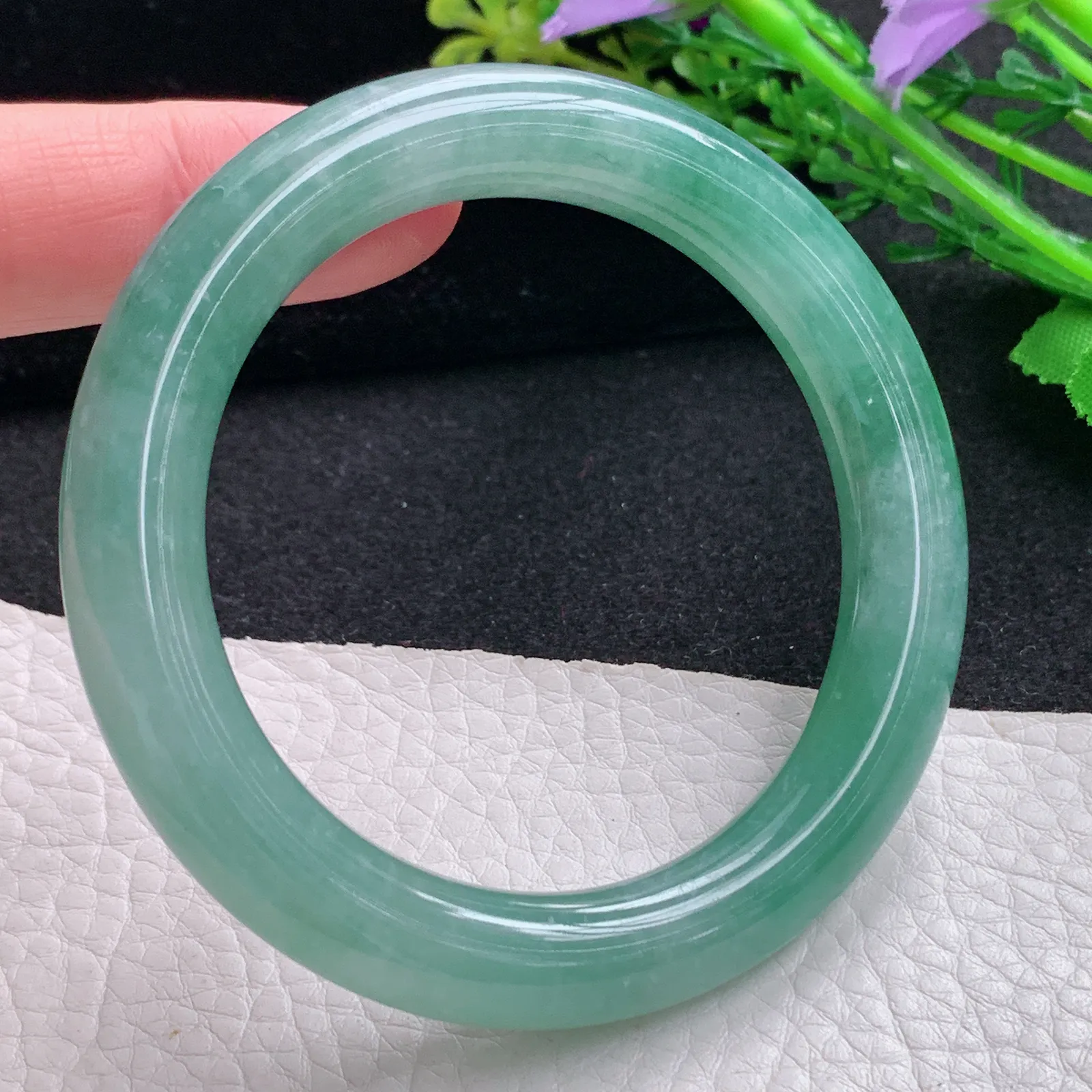 z自然光54*10美人镯 缅甸翡翠a货玉手镯满绿水润圆条玉手环