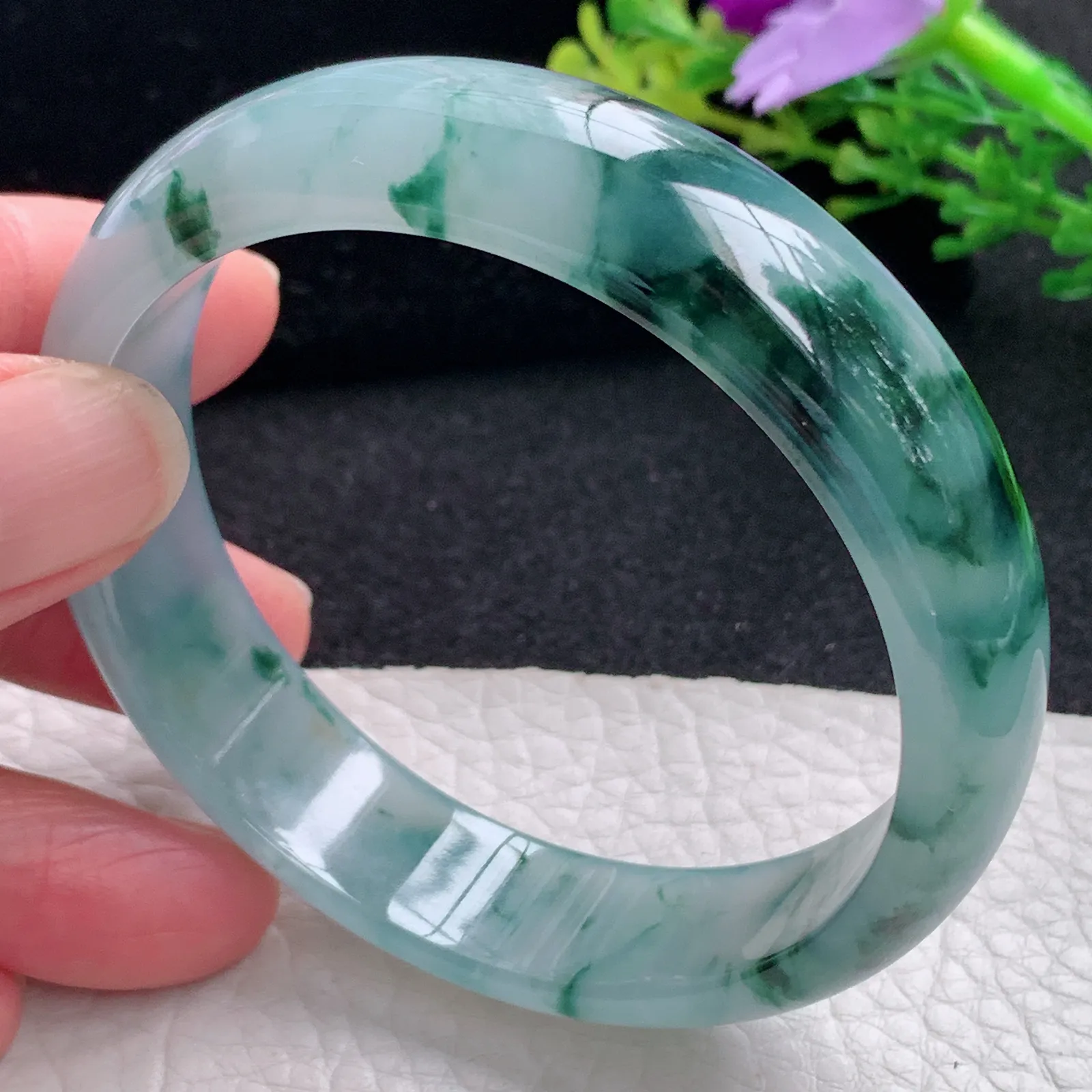 js自然光57*14.8*6.8平安镯 缅甸翡翠a货玉手镯冰飘花宽边玉手环