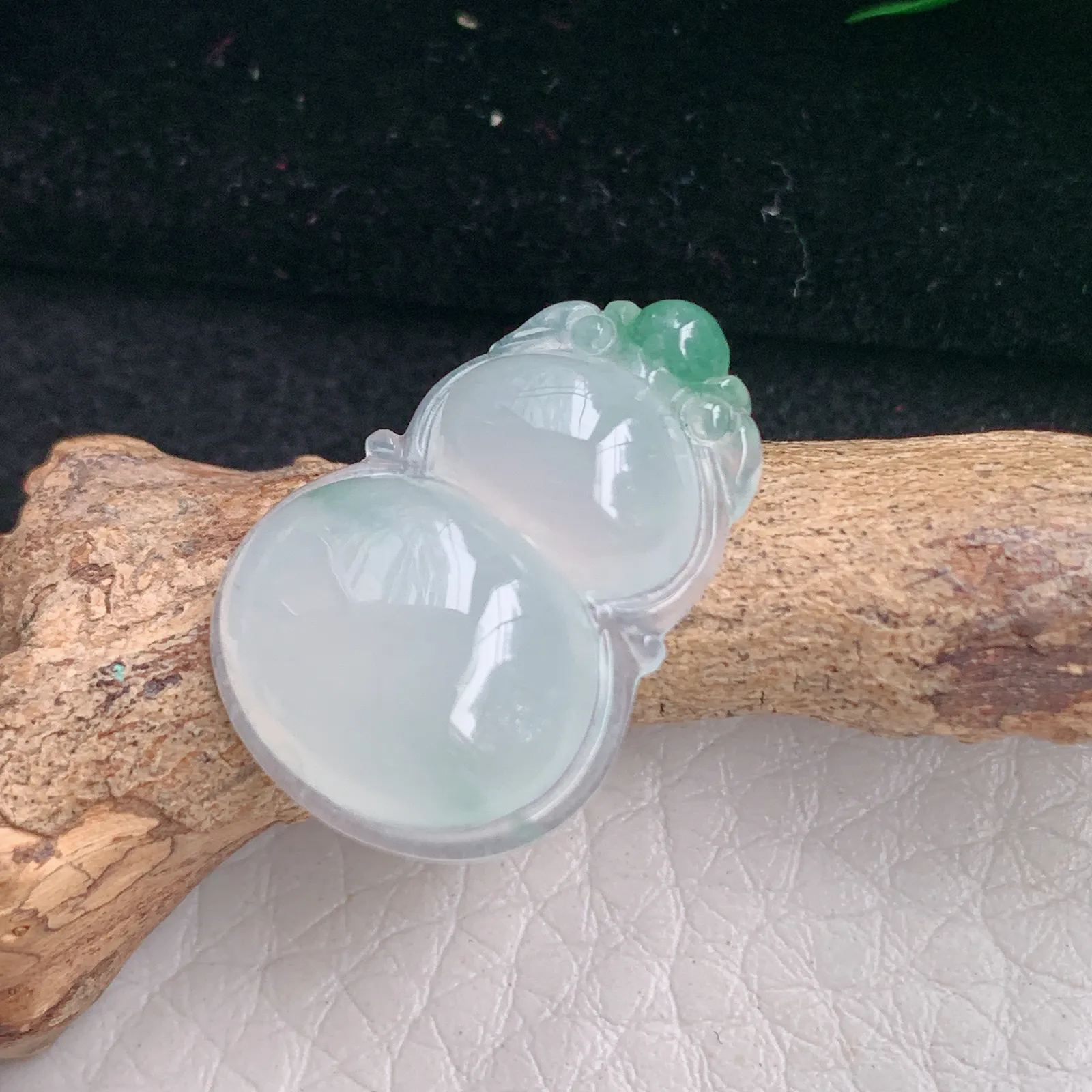 ktj自然光23.3*16.5*5.6天然缅甸翡翠冰飘花饱满葫芦 玉葫芦玉吊坠 玉挂件