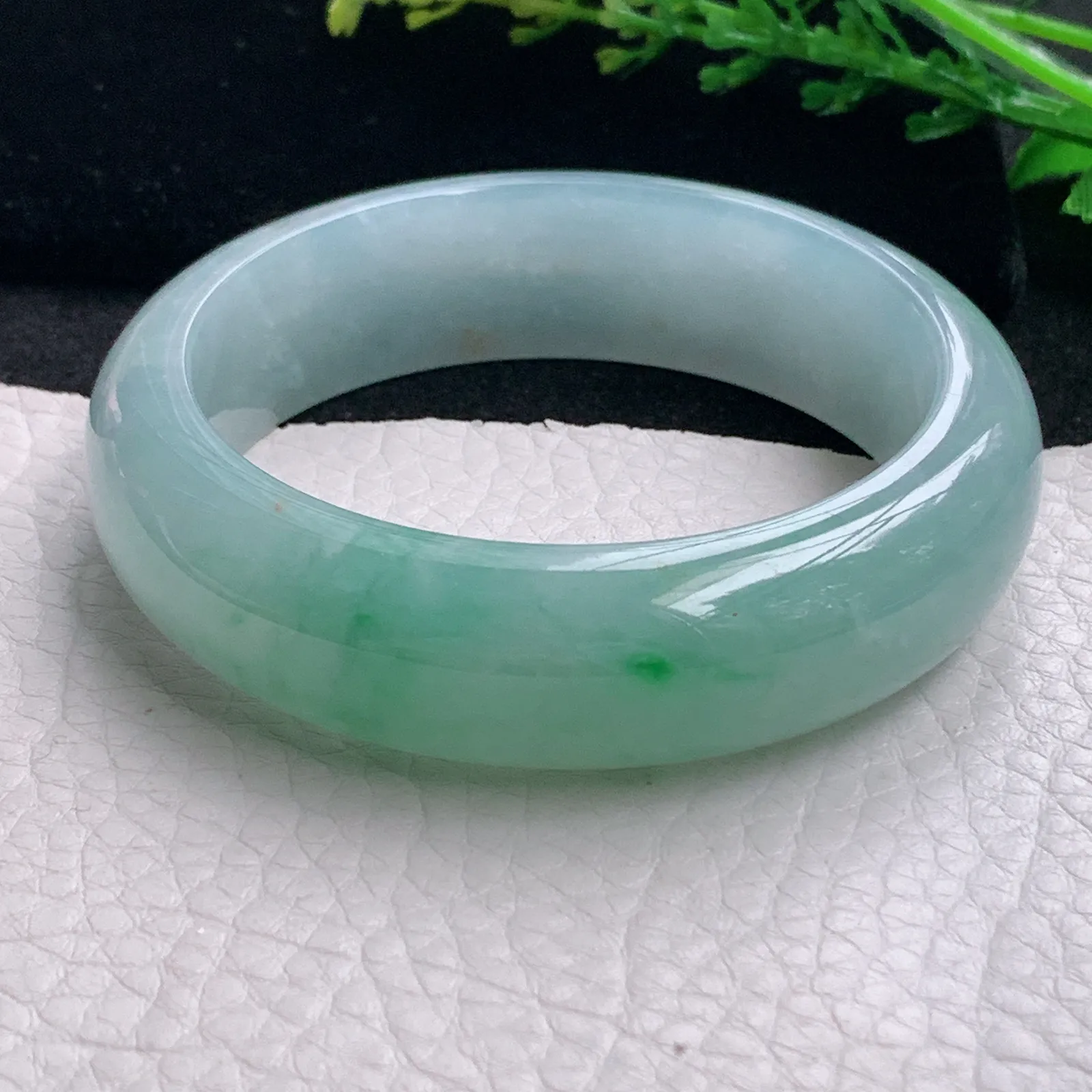 hy自然光56*17.5*8.5轮胎招财镯 缅甸翡翠a货玉手镯厚装宽边玉手环