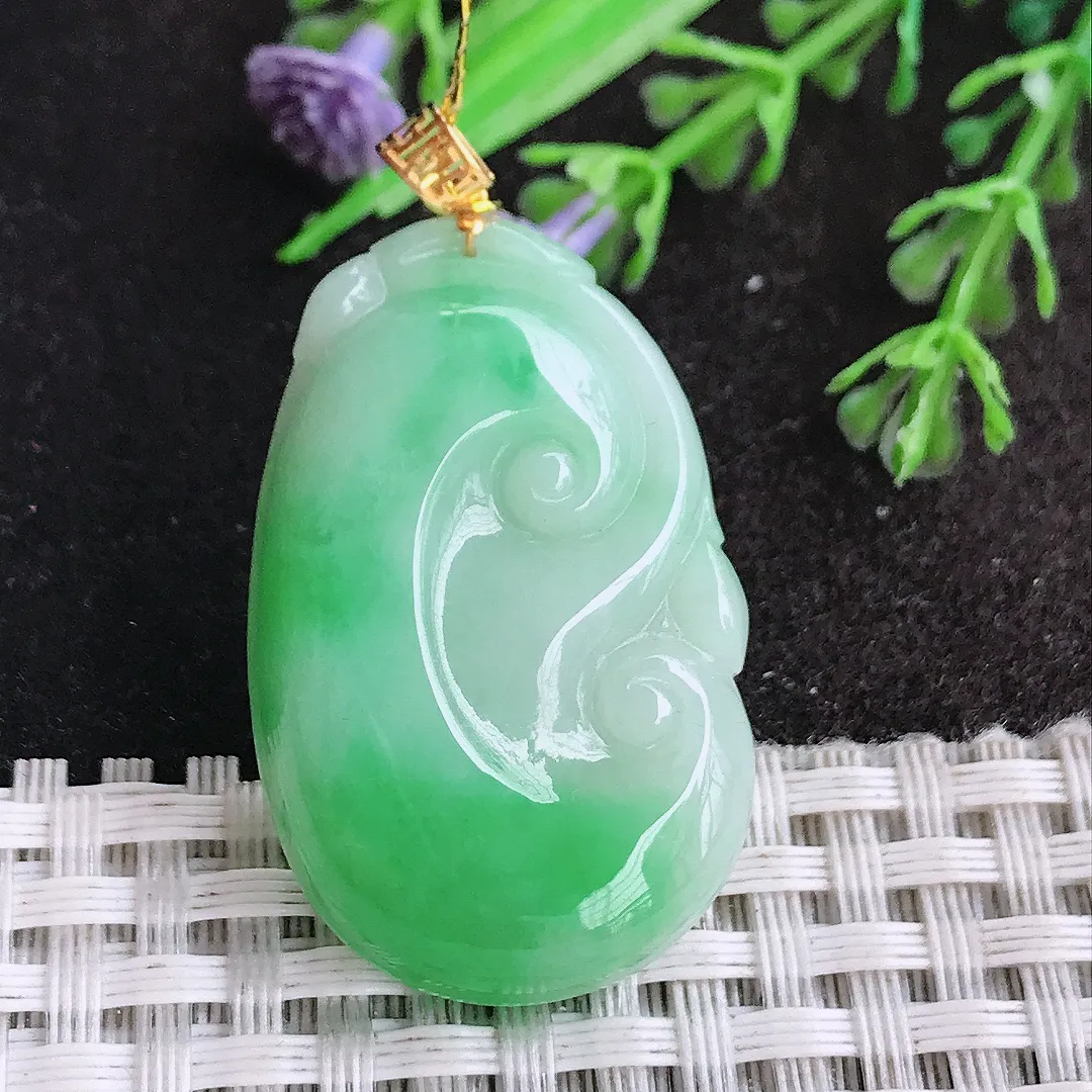 天然a货翡翠37/23.8/5.3老坑18k金镶嵌飘阳绿如意吊坠翡翠玉如意挂件