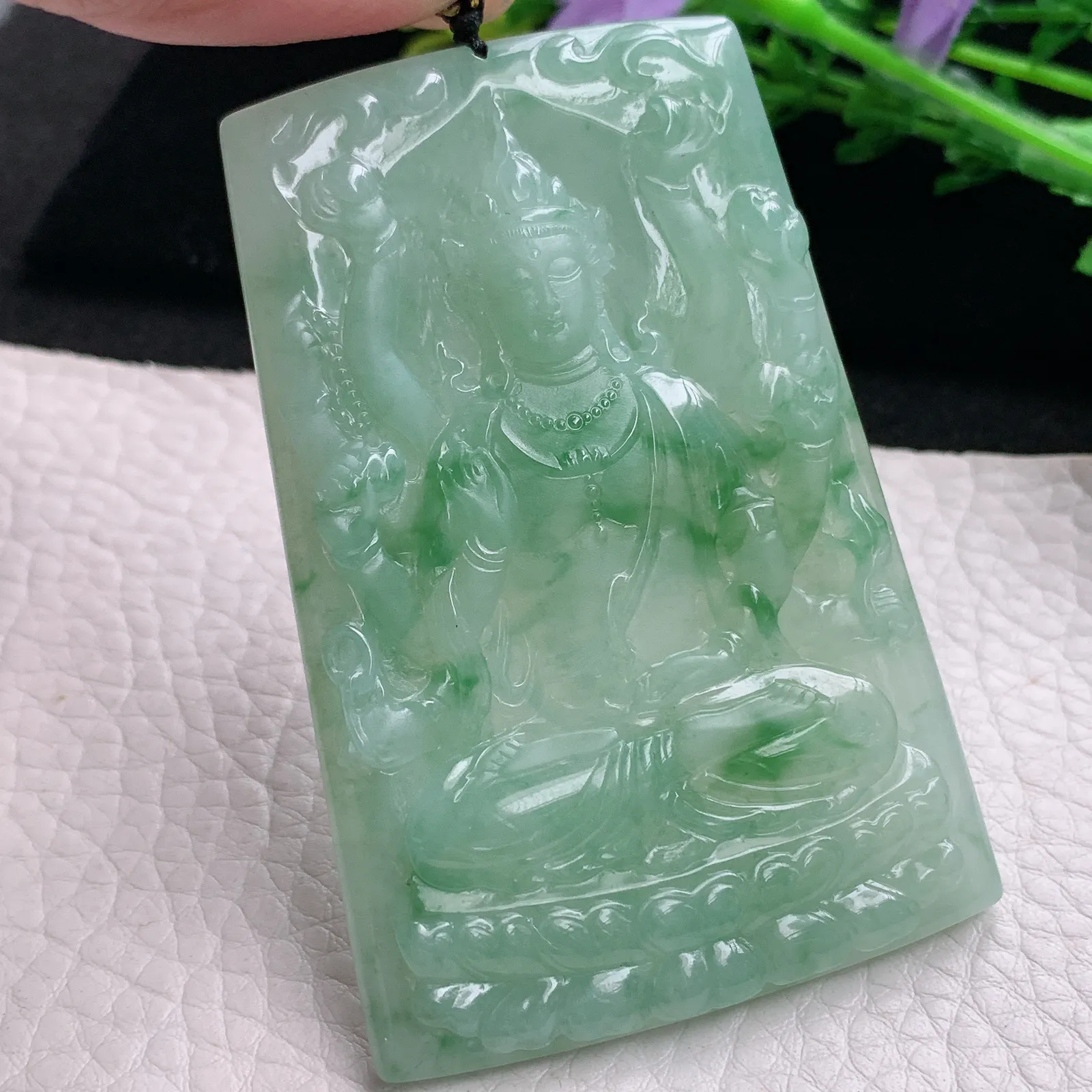 kh自然光71*47.6*5.7天然缅甸翡翠冰飘绿花千手观音玉吊坠 玉挂件