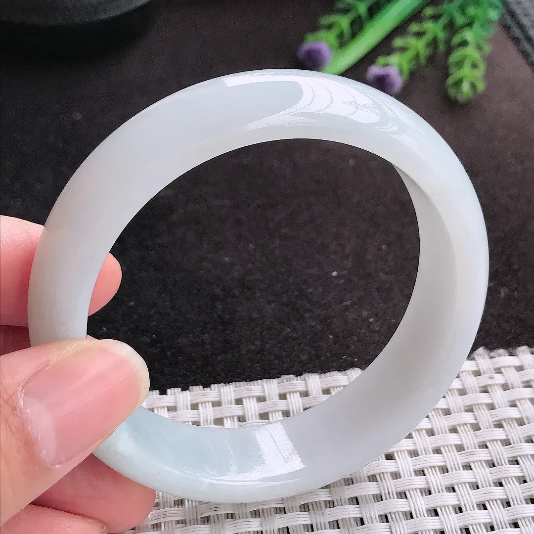 天然A货翡翠57/15.8/7.9老坑秀气温润轮胎手镯宽边玉手镯