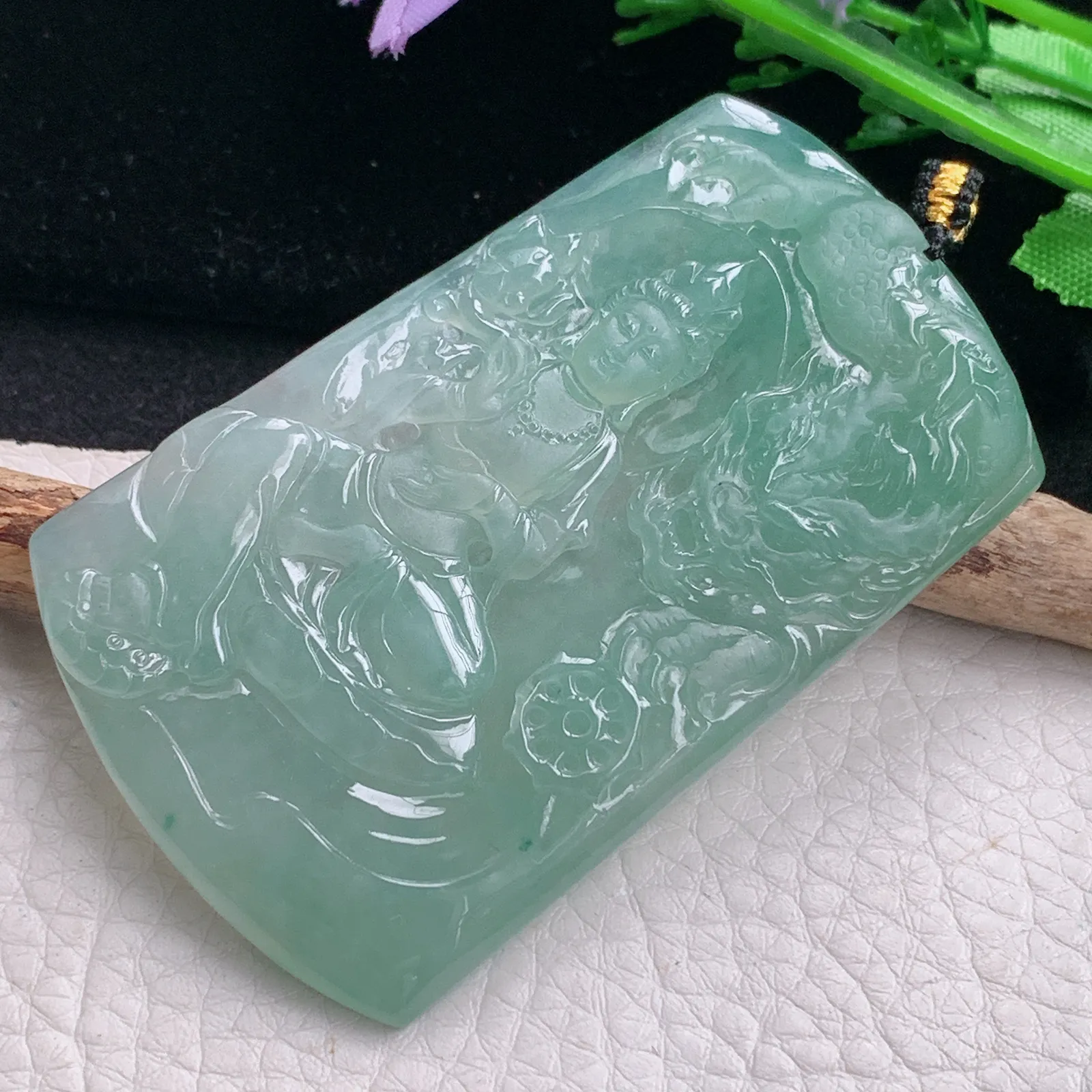 kh自然光67*41.8*5.3天然缅甸翡翠冰晴大气御龙观音玉吊坠 玉挂件