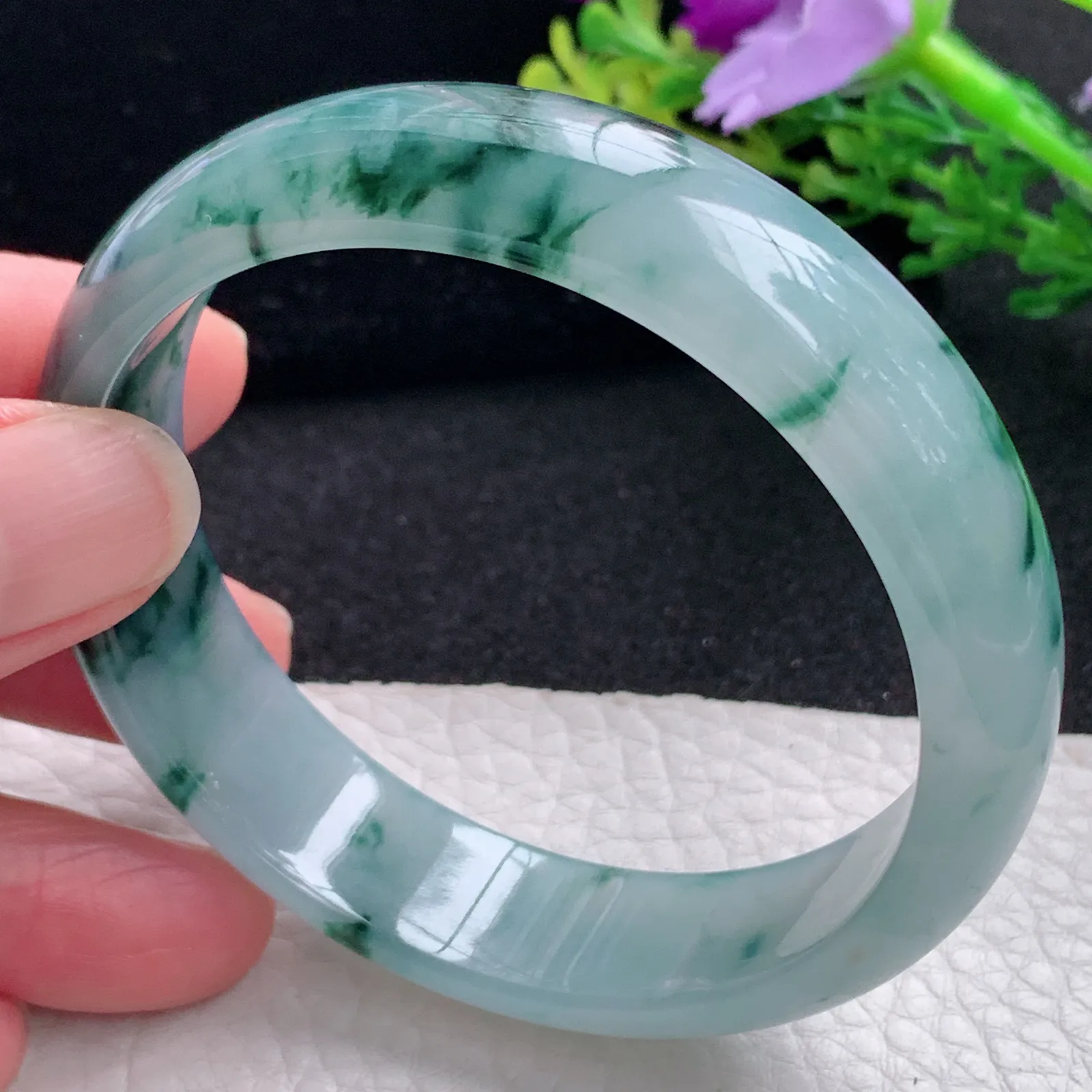 js自然光57*14.8*6.8平安镯 缅甸翡翠a货玉手镯冰飘花宽边玉手环