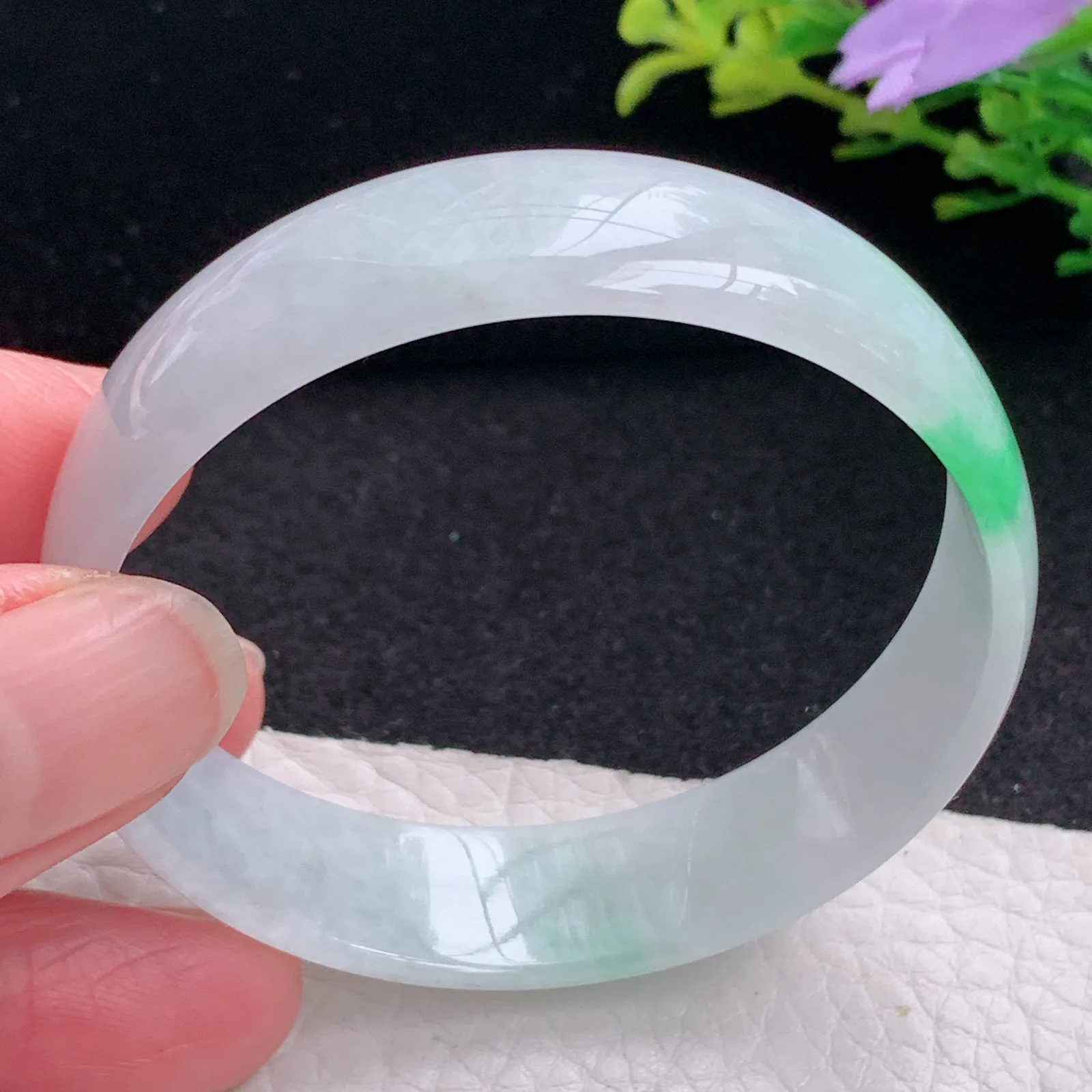 js小圈口52*13.3*3.8宽扁镯 缅甸翡翠a货玉手镯冰阳绿宽边玉手环