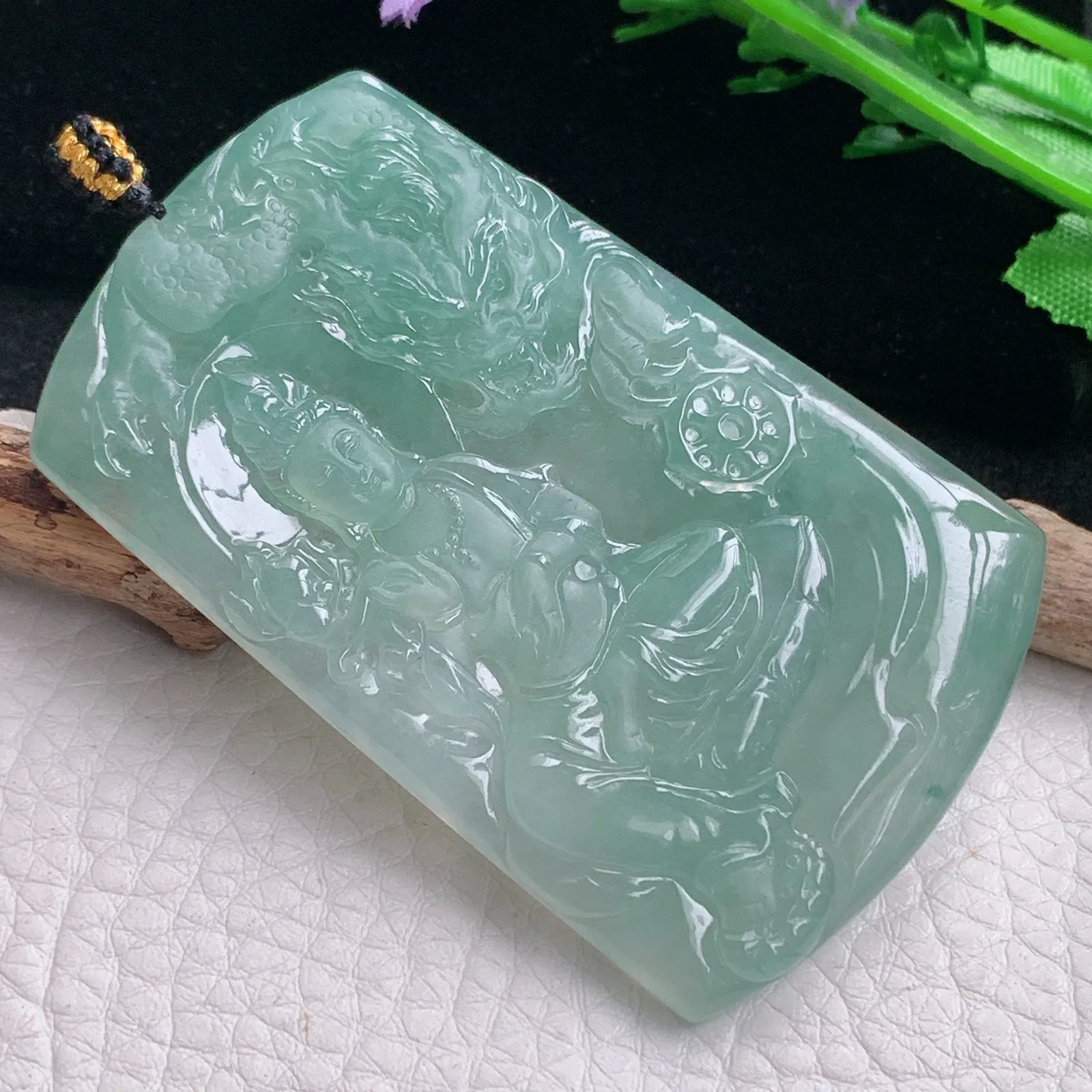 kh自然光67*41.8*5.3天然缅甸翡翠冰晴大气御龙观音玉吊坠 玉挂件