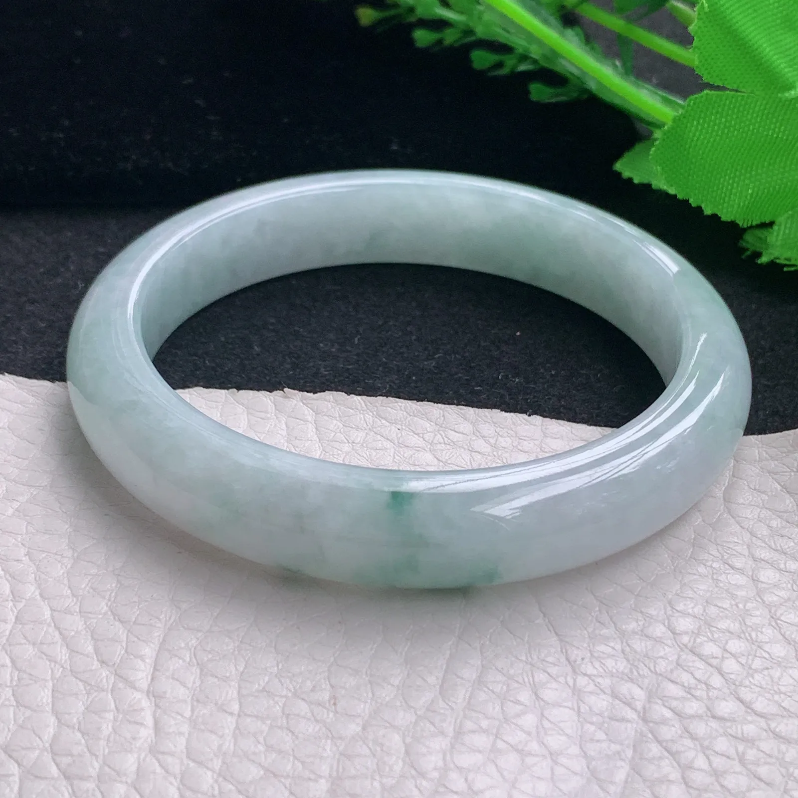 jxn自然光59*11.6*8平安镯 缅甸翡翠a货玉手镯清秀飘花宽边玉手环