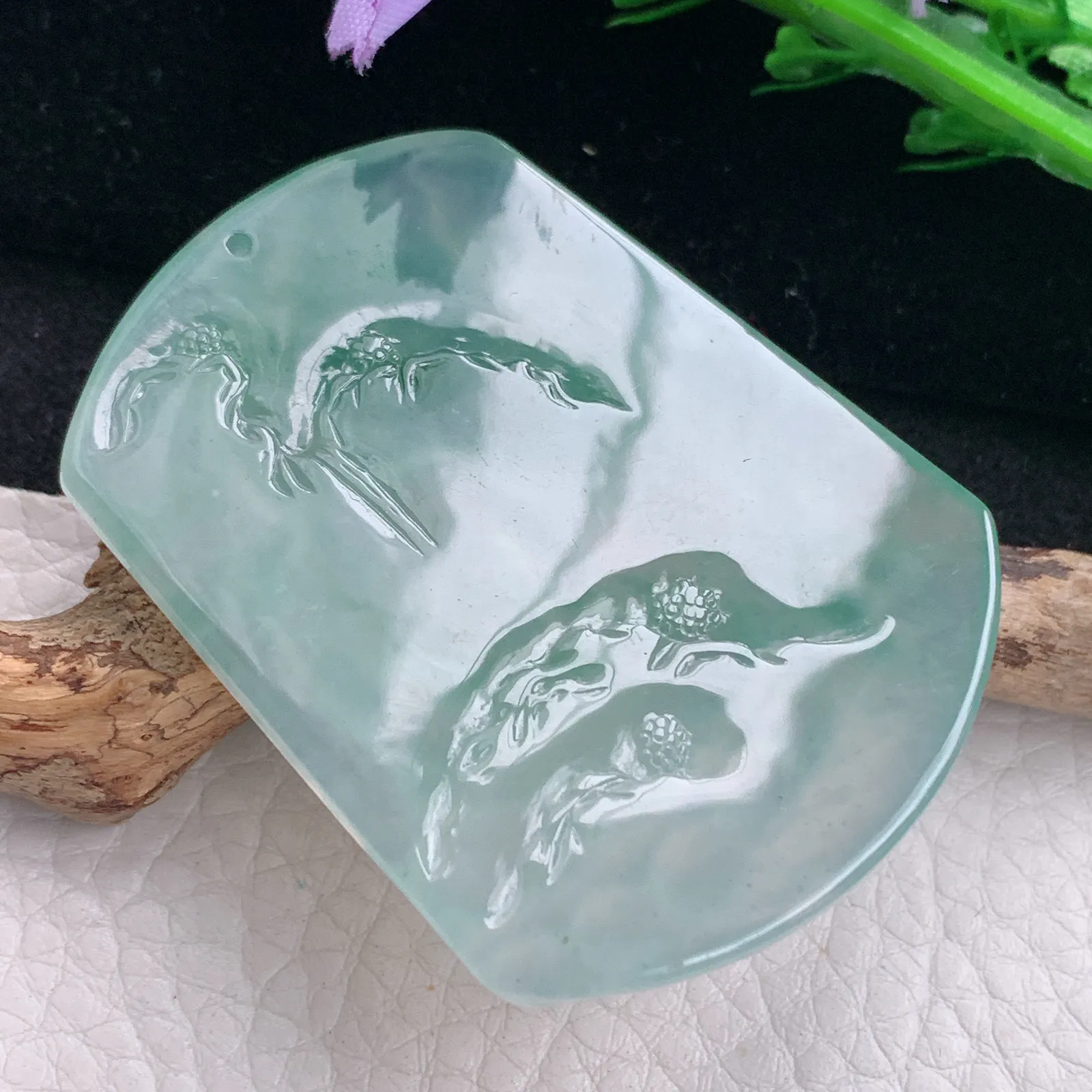 ktj自然光52*39.2*5.6天然缅甸翡翠冰润山水佛祖 大日如来玉吊坠 玉挂件