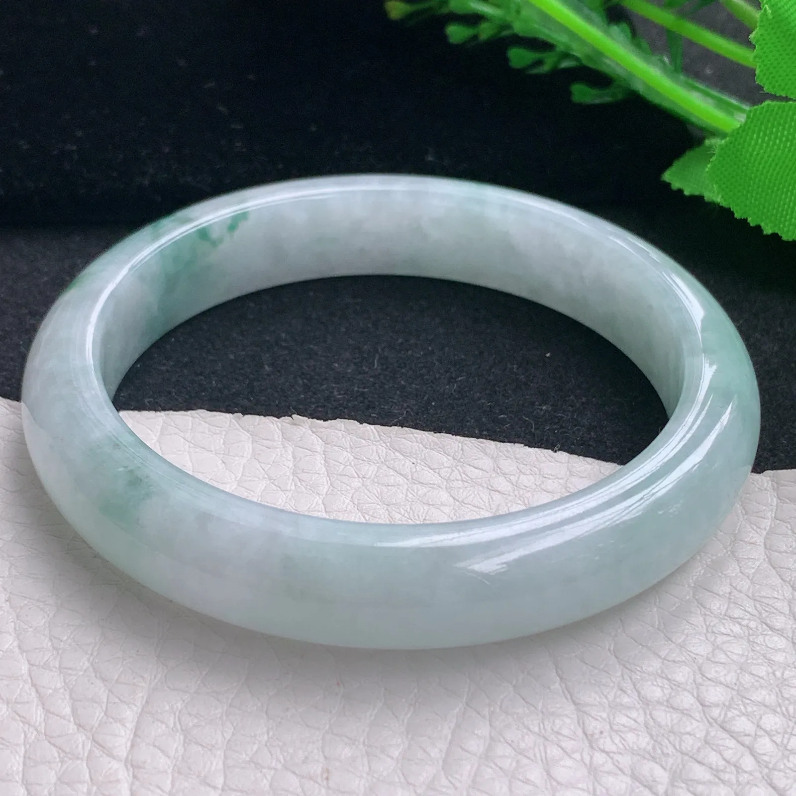 jxn自然光59*11.6*8平安镯 缅甸翡翠a货玉手镯清秀飘花宽边玉手环