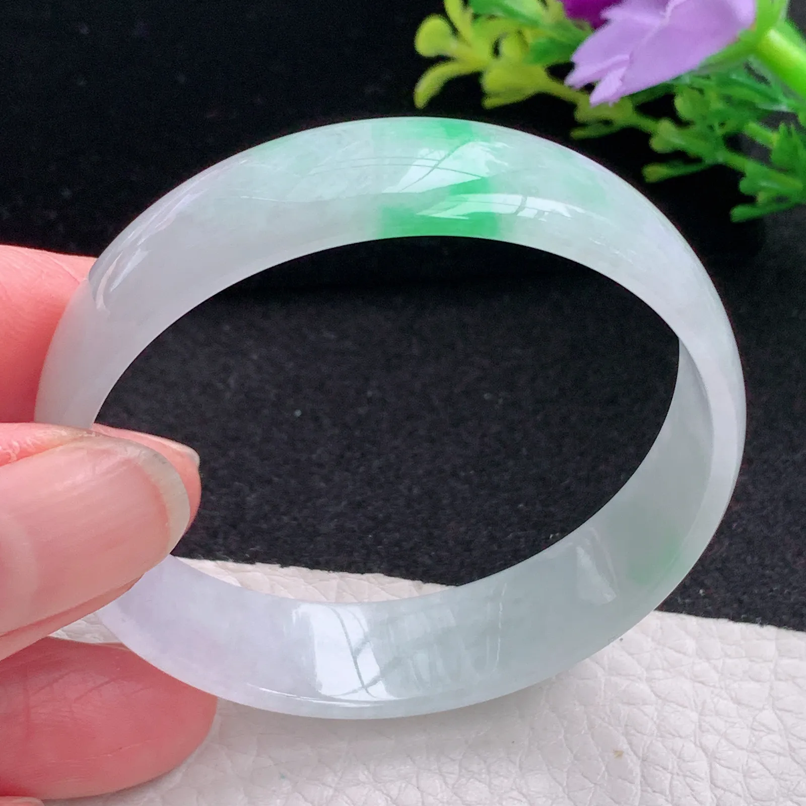 js小圈口52*13.3*3.8宽扁镯 缅甸翡翠a货玉手镯冰阳绿宽边玉手环