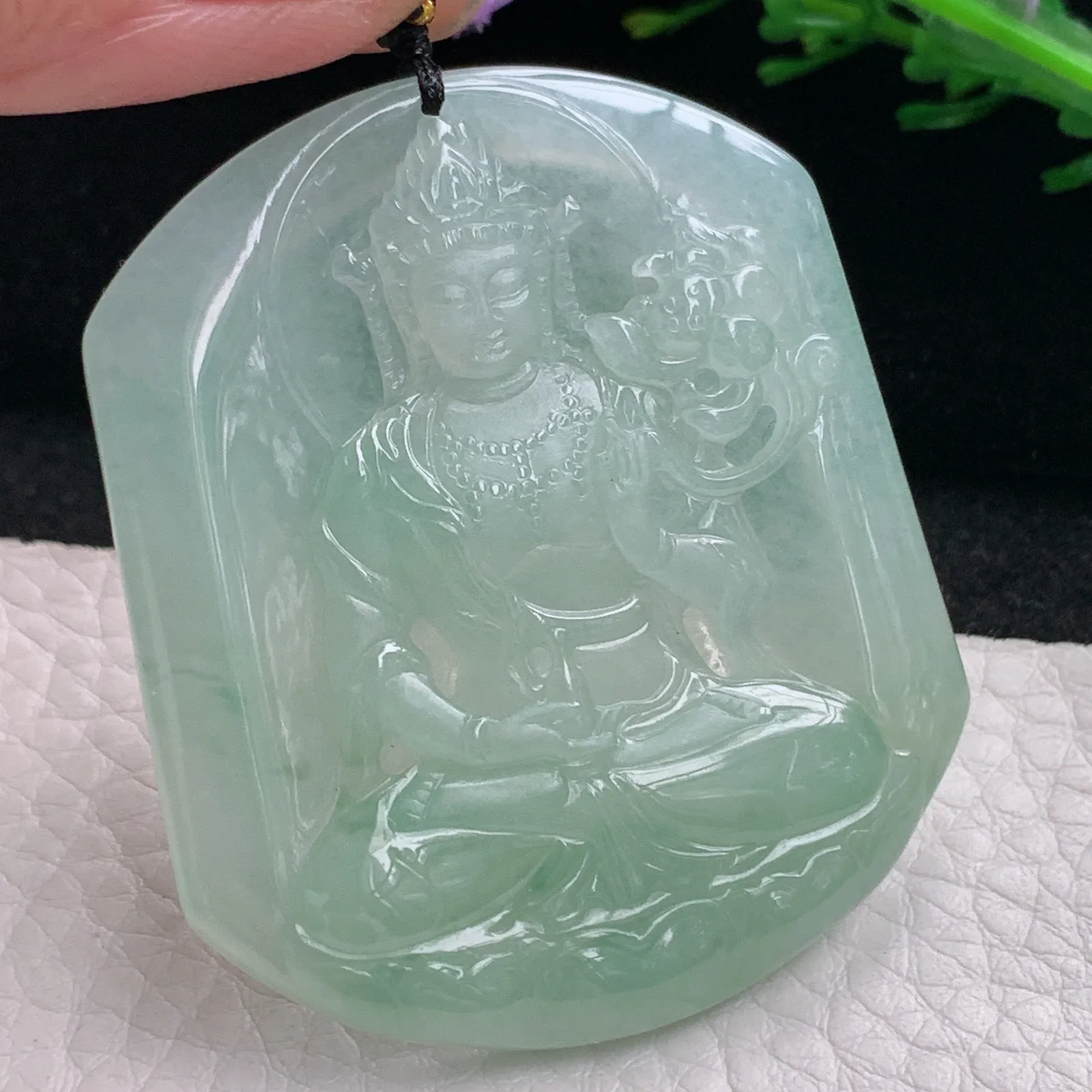 kh自然光51.8*43.9*5.4天然缅甸翡翠冰晴观音玉吊坠 玉挂件