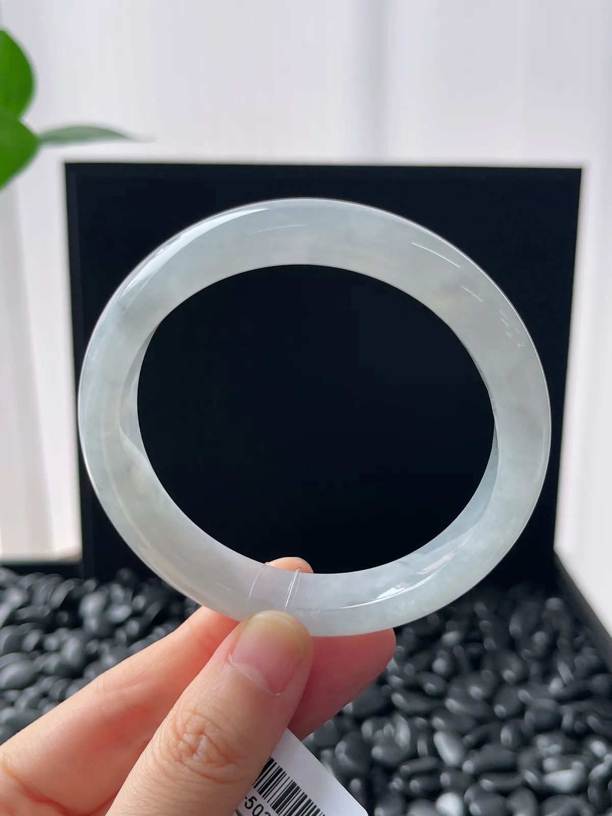 正圈58.5圈口，翡翠冰糯种白色手镯