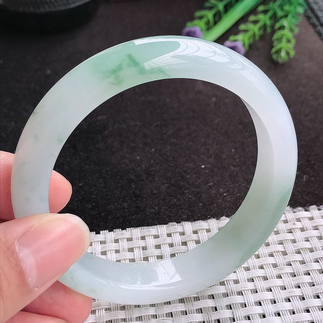 天然A货翡翠58/12.5/8.3老坑冰胶果冻冰飘花手镯宽边玉手镯