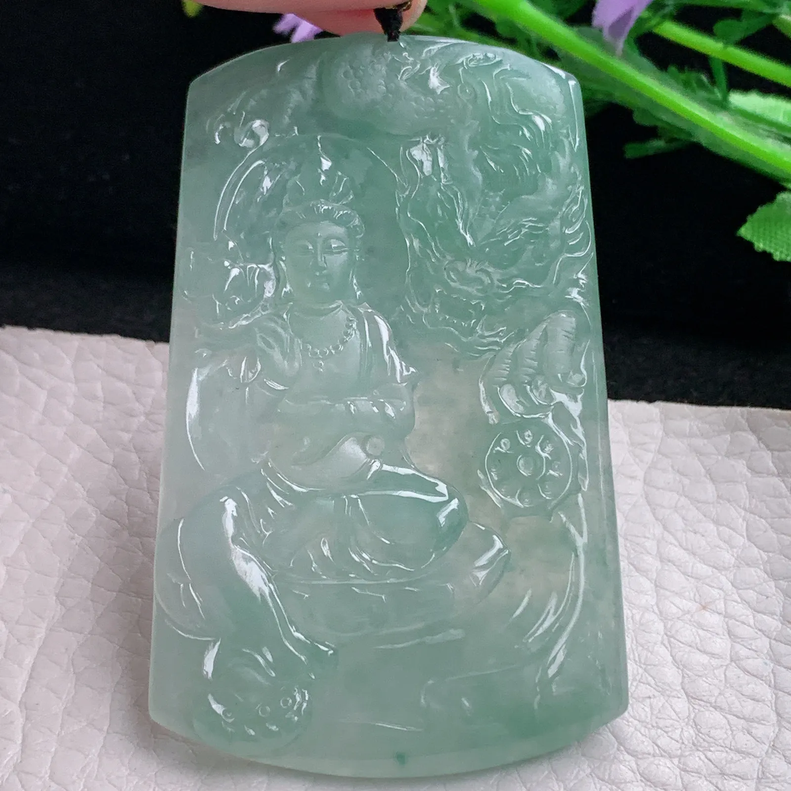 kh自然光67*41.8*5.3天然缅甸翡翠冰晴大气御龙观音玉吊坠 玉挂件