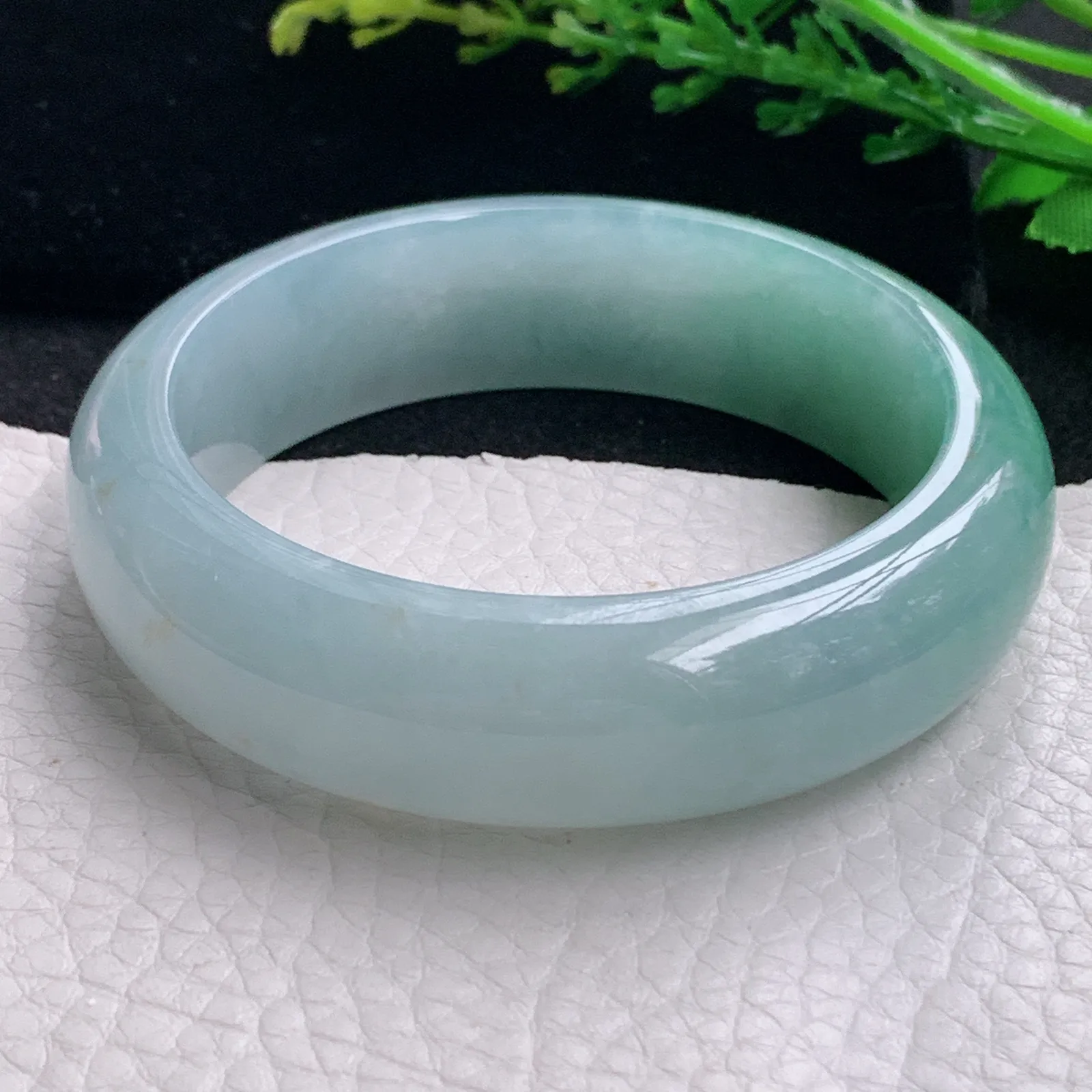 hy自然光56*17.5*8.5轮胎招财镯 缅甸翡翠a货玉手镯厚装宽边玉手环