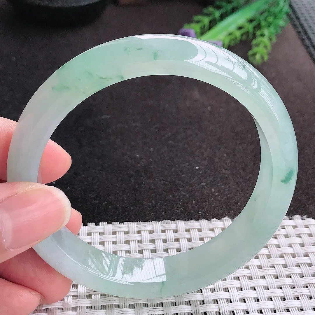 天然A货翡翠61.5/13.2/8.5老坑冰透果冻胶冰飘花手镯大圈口宽边玉手镯