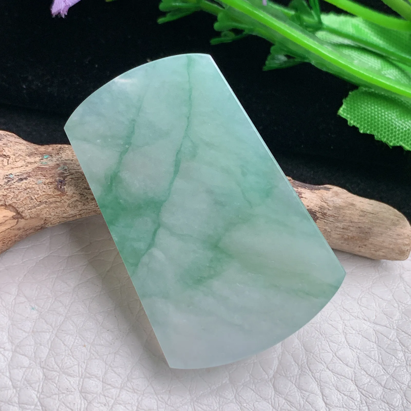 zzx自然光45*29*5.3天然缅甸翡翠冰飘花平安无事牌 素面牌玉吊坠 玉挂件