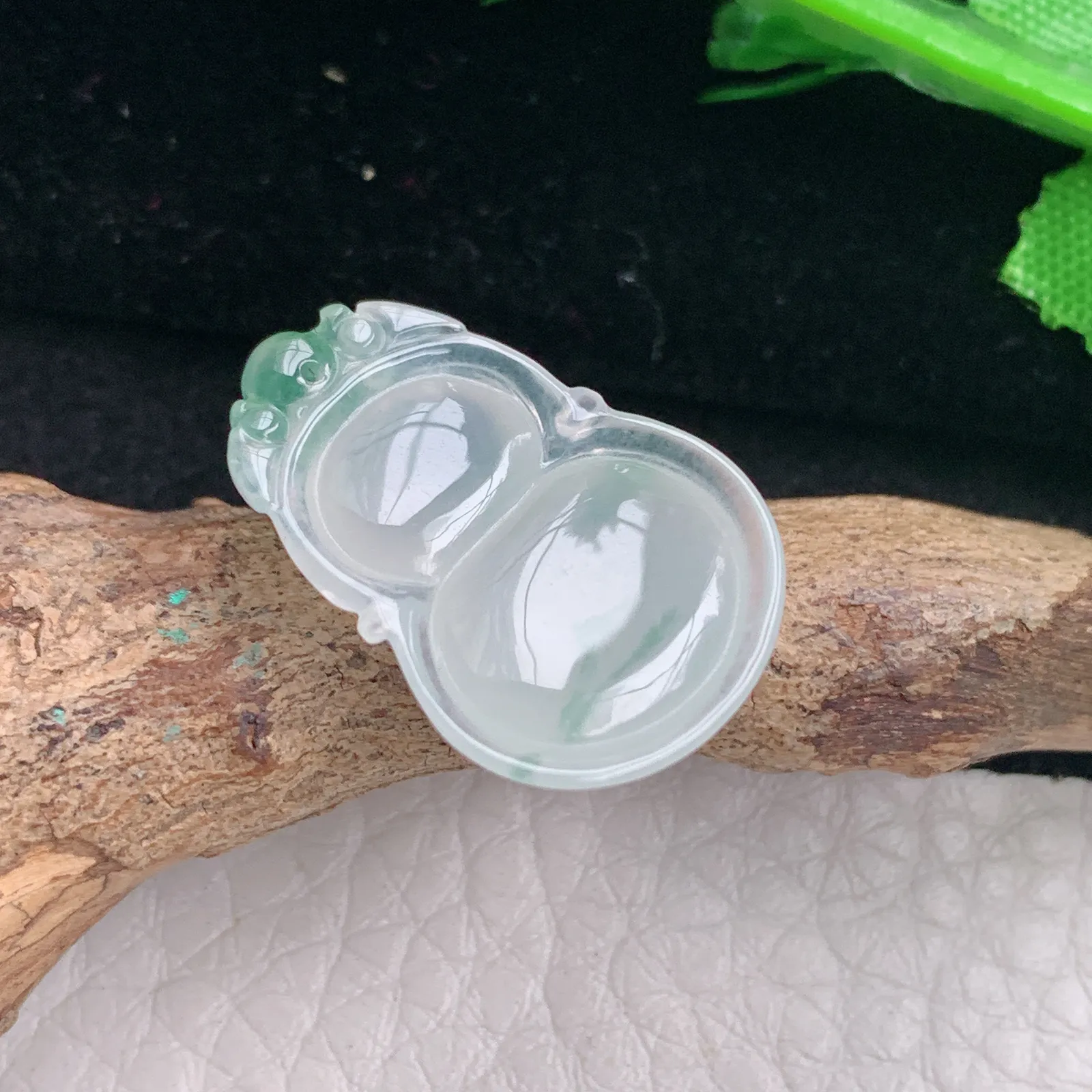 ktj自然光23.3*16.5*5.6天然缅甸翡翠冰飘花饱满葫芦 玉葫芦玉吊坠 玉挂件