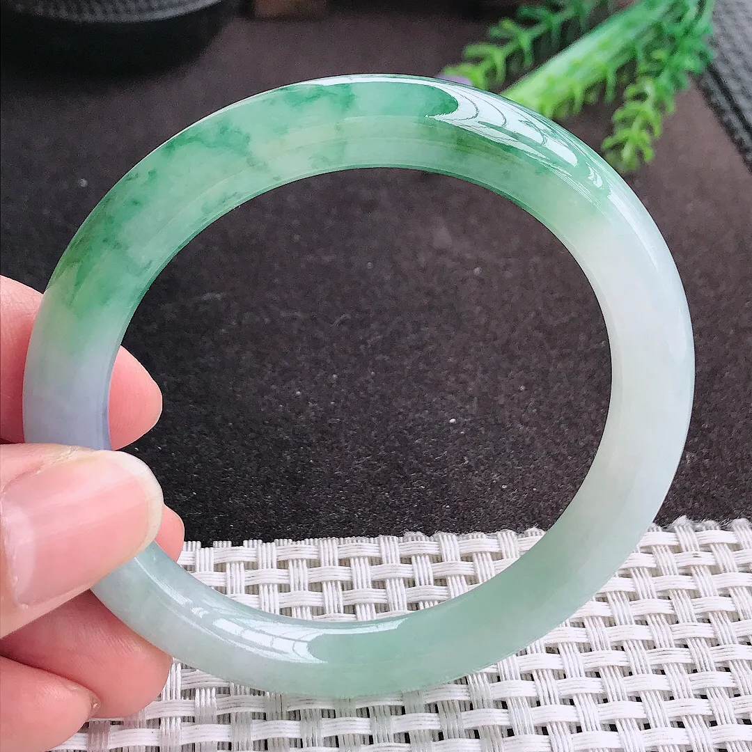 天然A货翡翠56.8/9.2老坑冰胶果冻冰飘花圆条手镯玉手镯