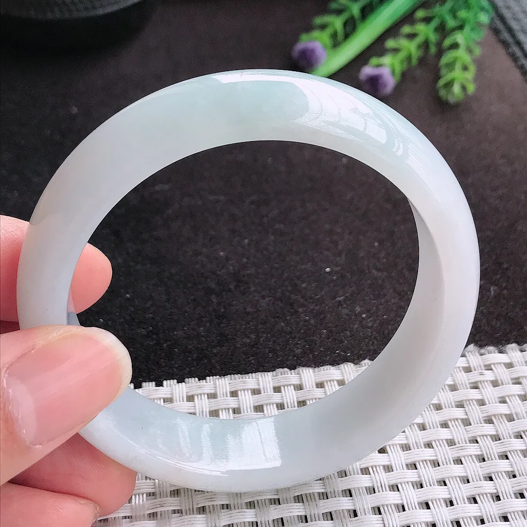 天然A货翡翠57/15.8/7.9老坑秀气温润轮胎手镯宽边玉手镯