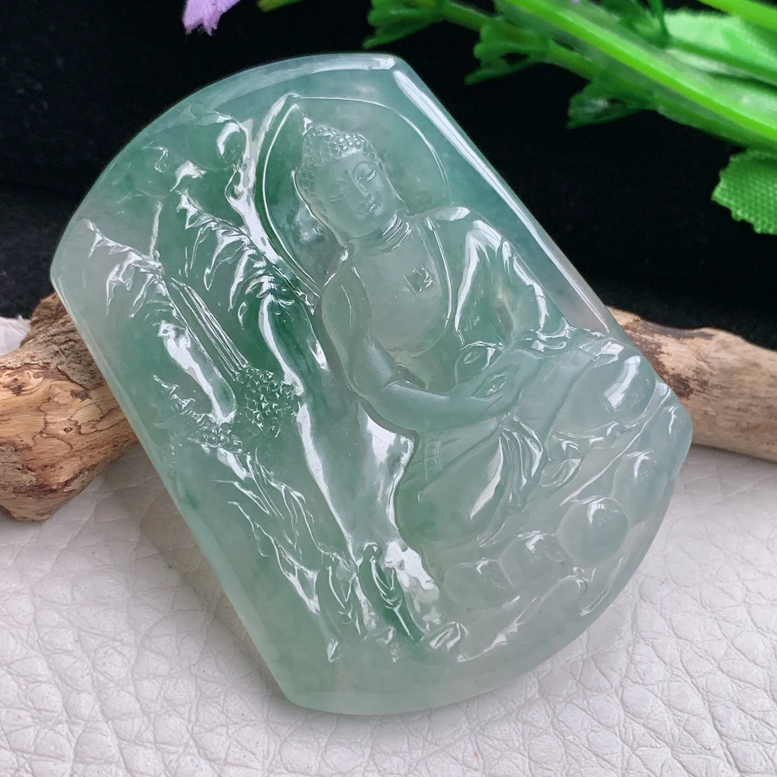 ktj自然光52*39.2*5.6天然缅甸翡翠冰润山水佛祖 大日如来玉吊坠 玉挂件