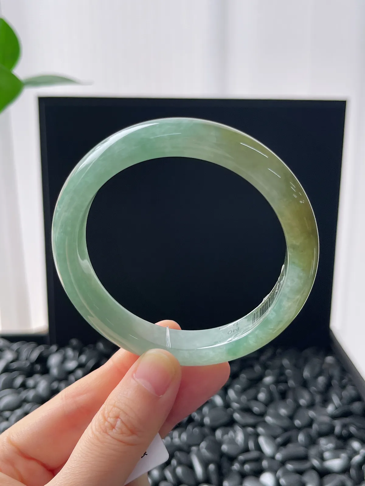 正圈57.6圈口，翡翠糯化种黄加绿手镯