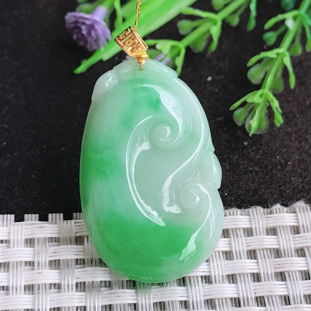 天然a货翡翠37/23.8/5.3老坑18k金镶嵌飘阳绿如意吊坠翡翠玉如意挂件