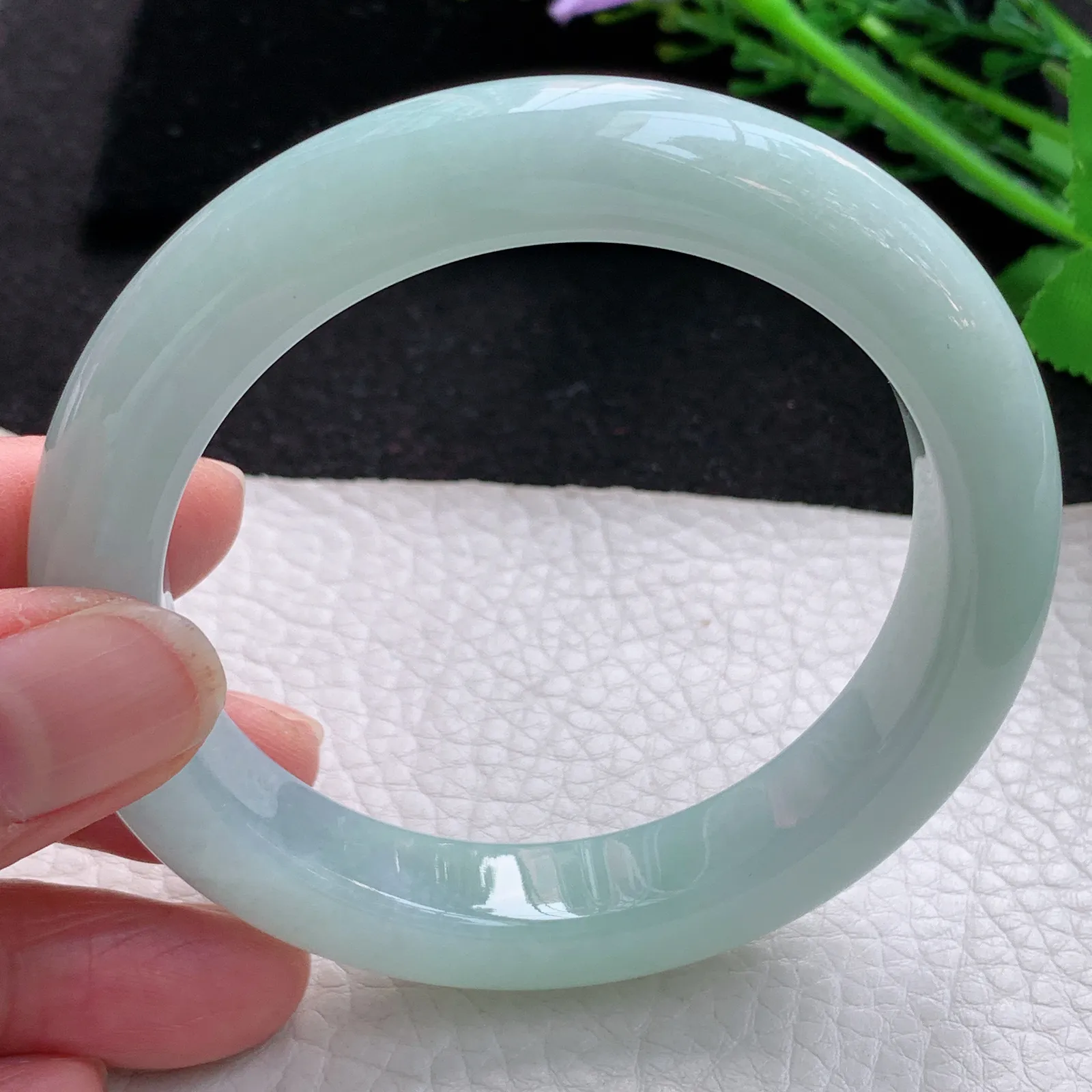 nr自然光57.5*11.5*18平安镯 缅甸翡翠a货玉手镯甜绿宽边玉手环