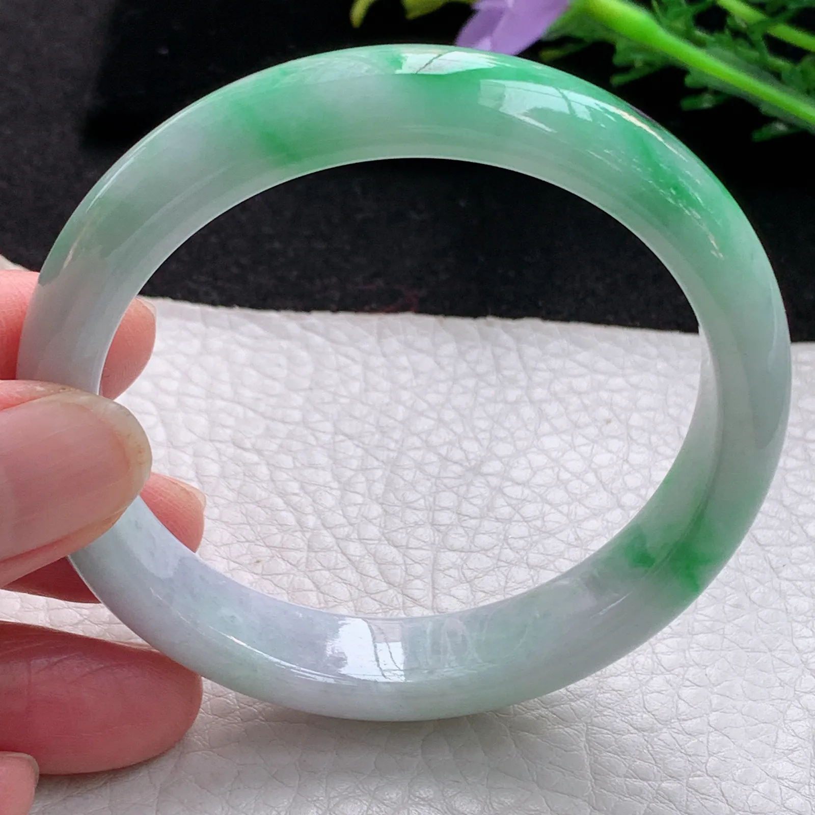 xx自然光57*12.5*7.6平安镯 缅甸翡翠a货玉手镯辣绿宽边玉手环