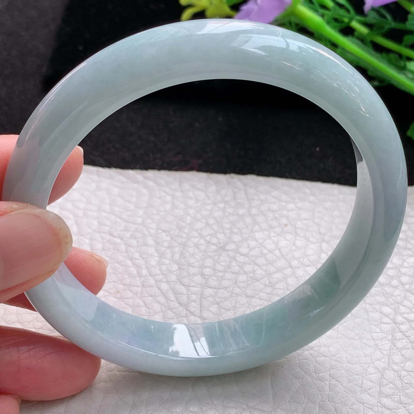 xx大圈口62*12.6*8平安镯 缅甸翡翠a货玉手镯淡雅宽边玉手环