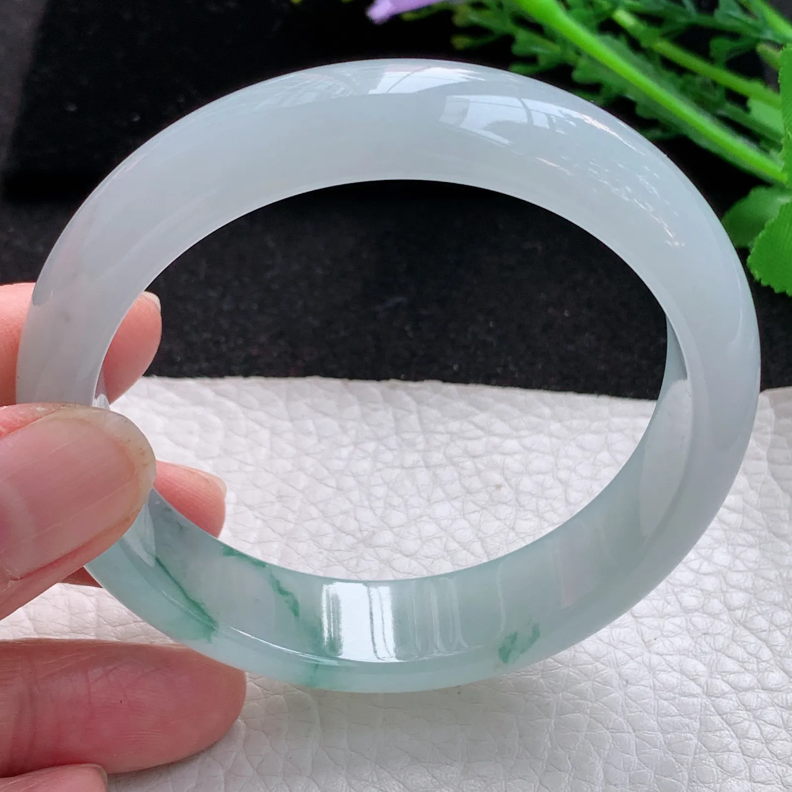 nr自然光58.5*15*8轮胎镯 缅甸翡翠a货玉手镯冰飘花宽边玉手环