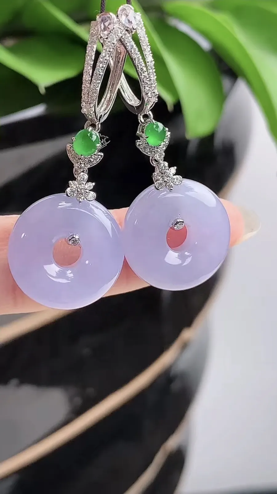 a货翡翠老坑冰种18K金伴钻镶嵌紫罗兰平安环耳坠 尺寸15.3×5mm 重量7.34g 1201